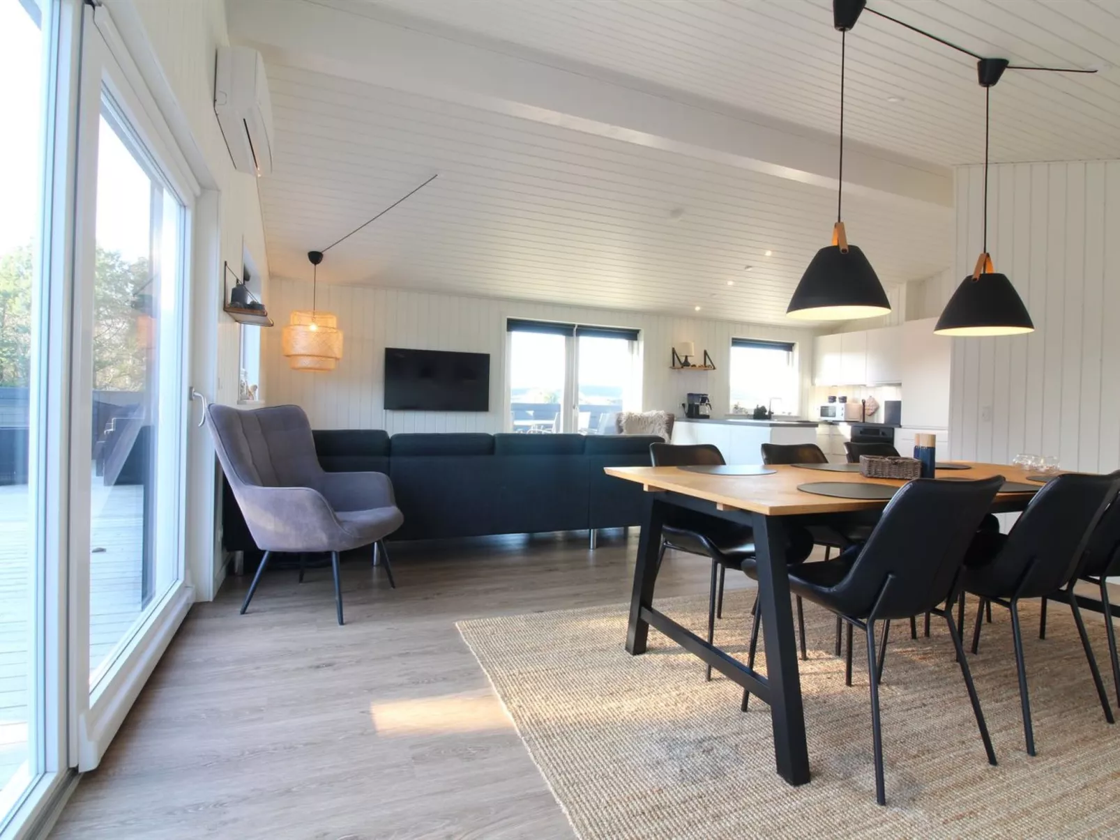 "Kamp" - 700m from the sea-Binnen