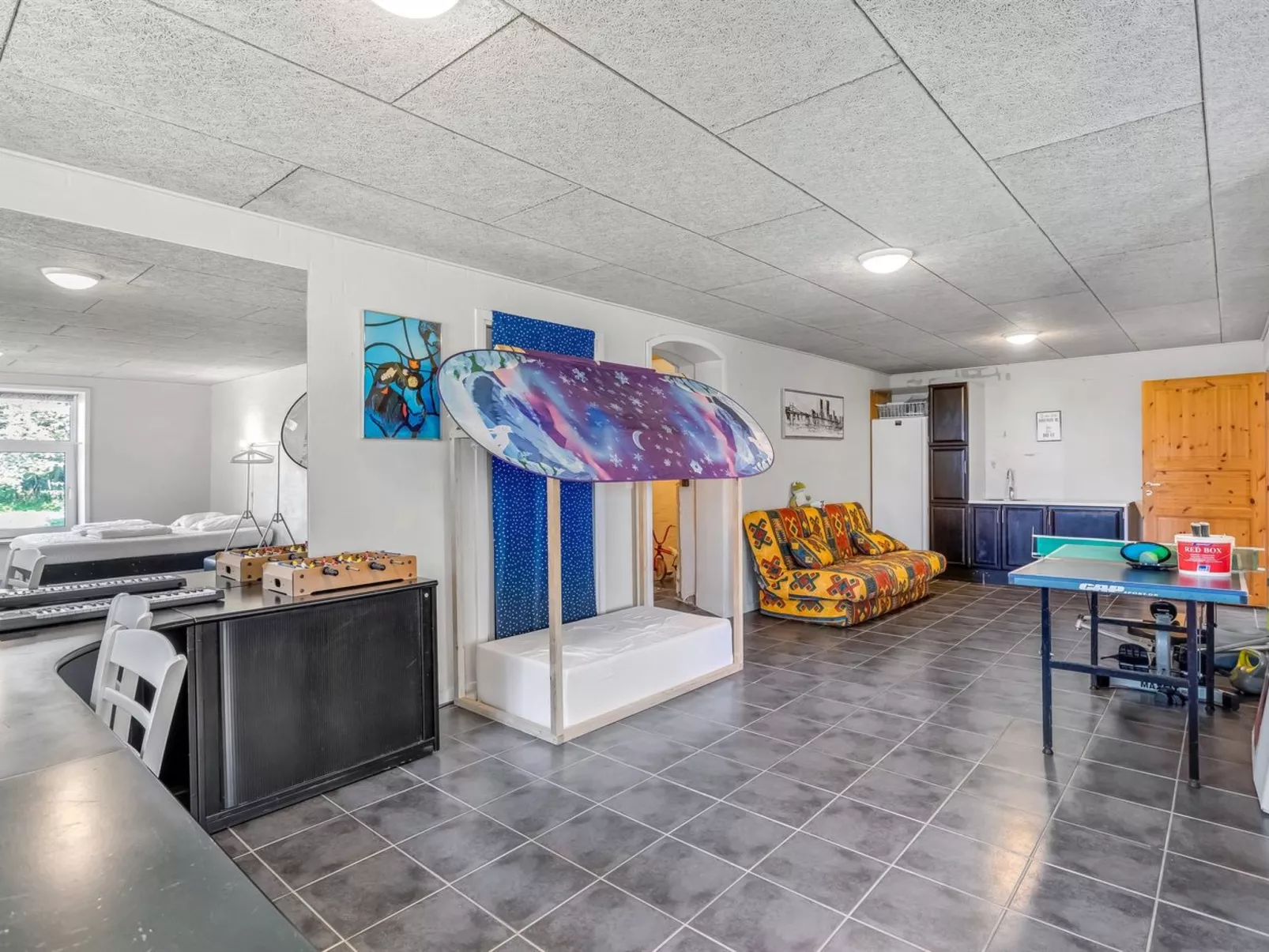 "Merrit" - 4.6km to the fjord-Binnen