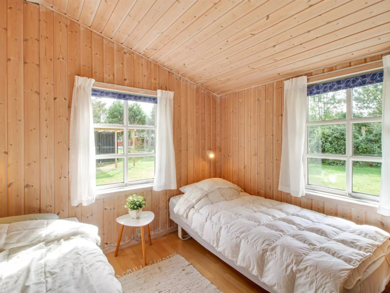 "Salgarth" - 450m from the sea-Binnen