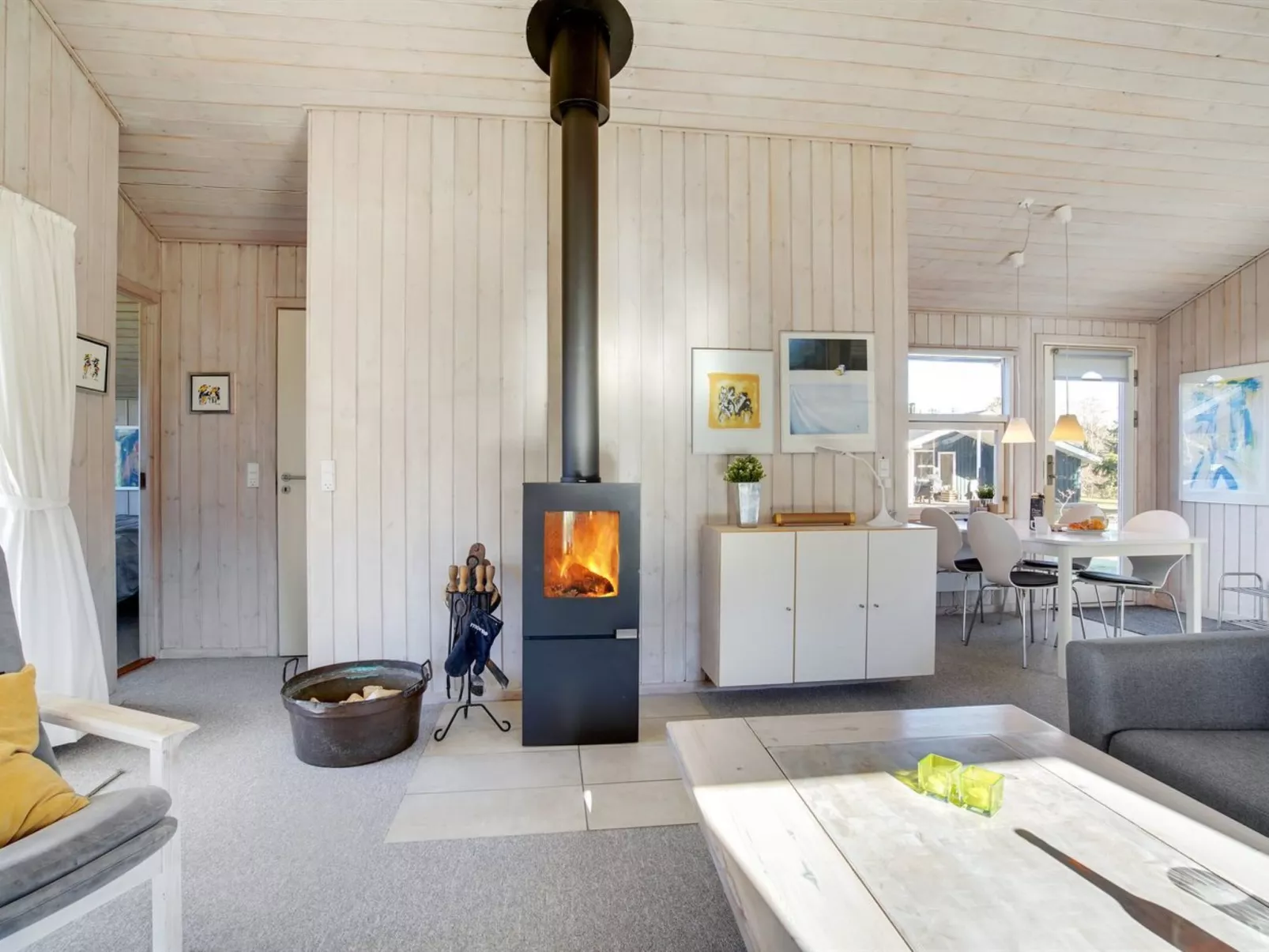 "Anahi" - 3km from the sea-Binnen