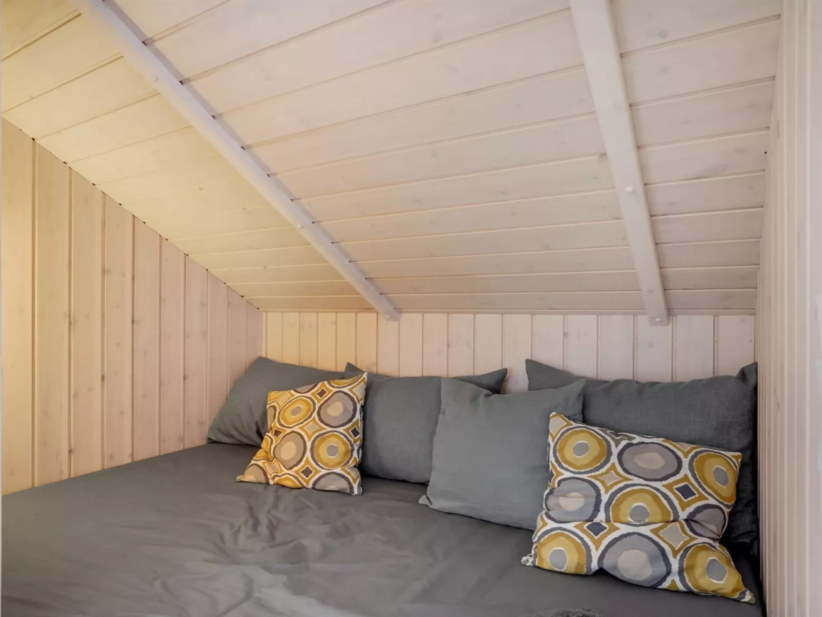 "Ano" - 950m from the sea-Binnen