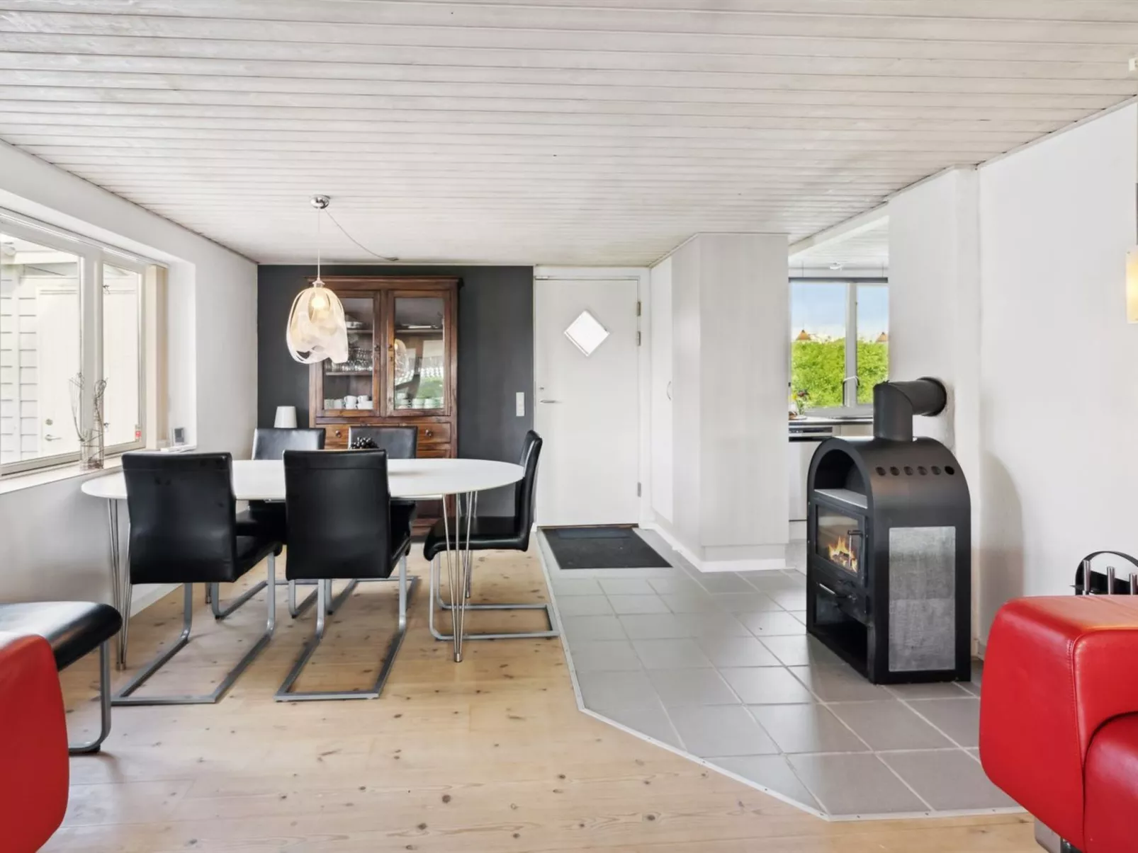 "Mena" - 200m from the sea-Binnen