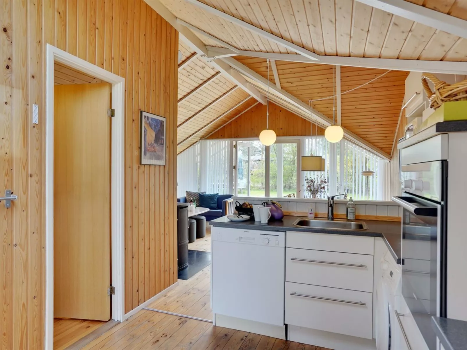 "Norna" - 300m from the sea-Binnen