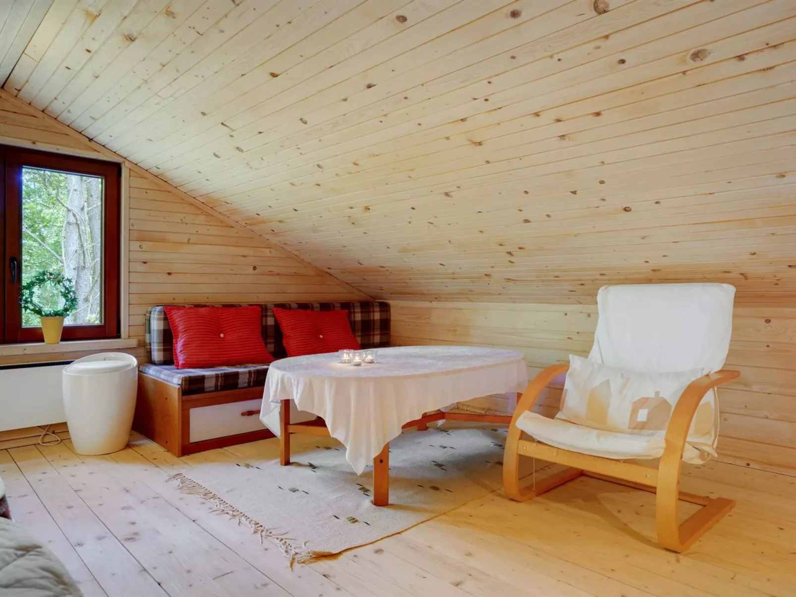 "Bette" - 8km from the sea-Binnen