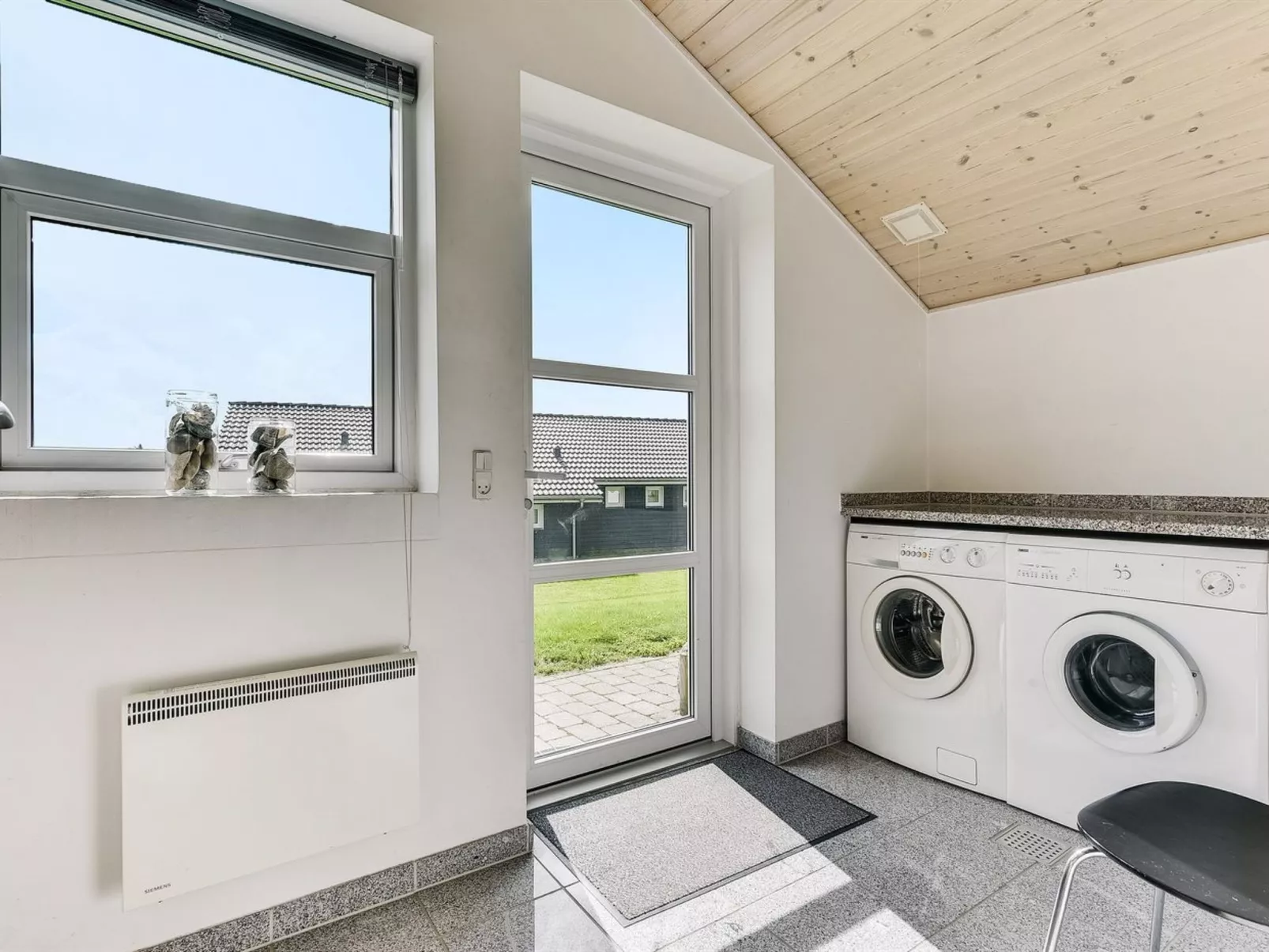 "Alboldus" - 250m to the fjord-Binnen