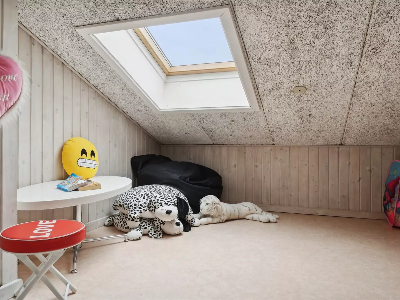 "Hallveig" - 1.1km from the sea-Binnen