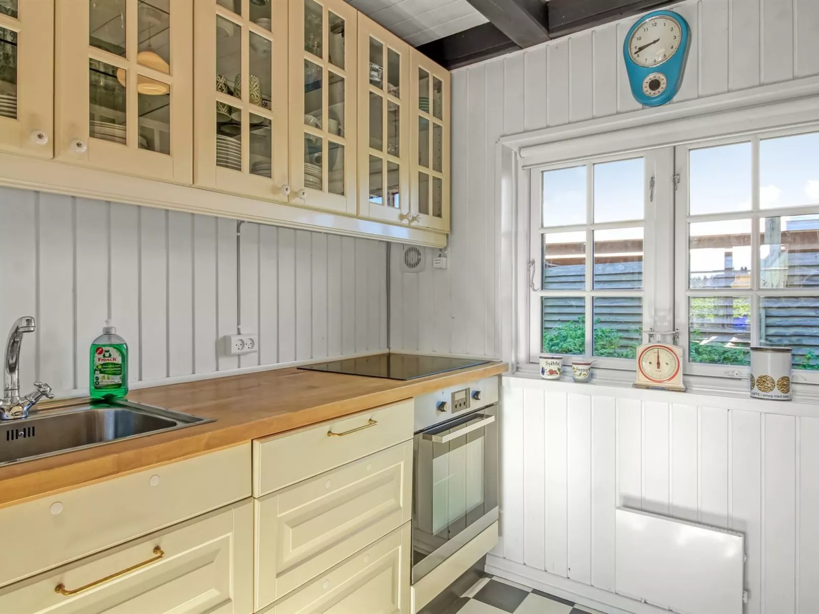 "Christin" - 275m from the sea-Binnen