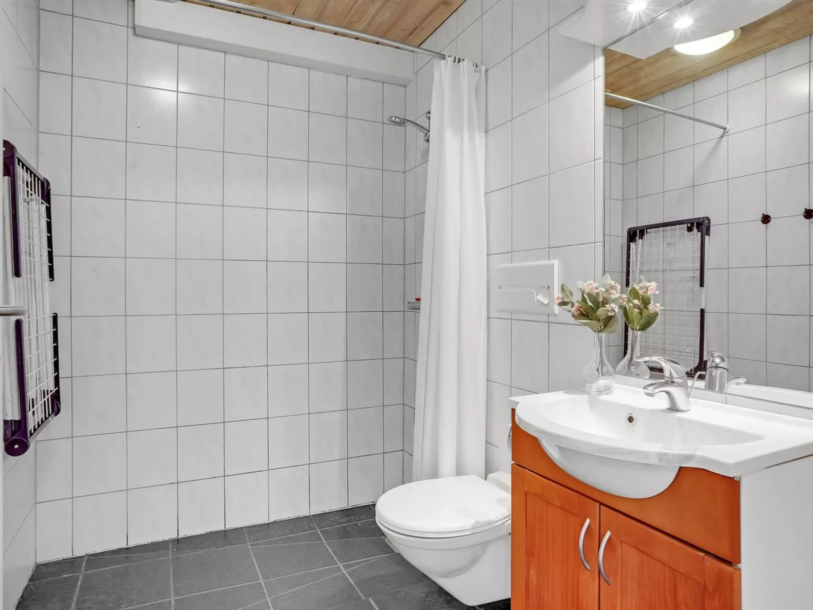 "Efraima" - 1.7km from the sea-Binnen