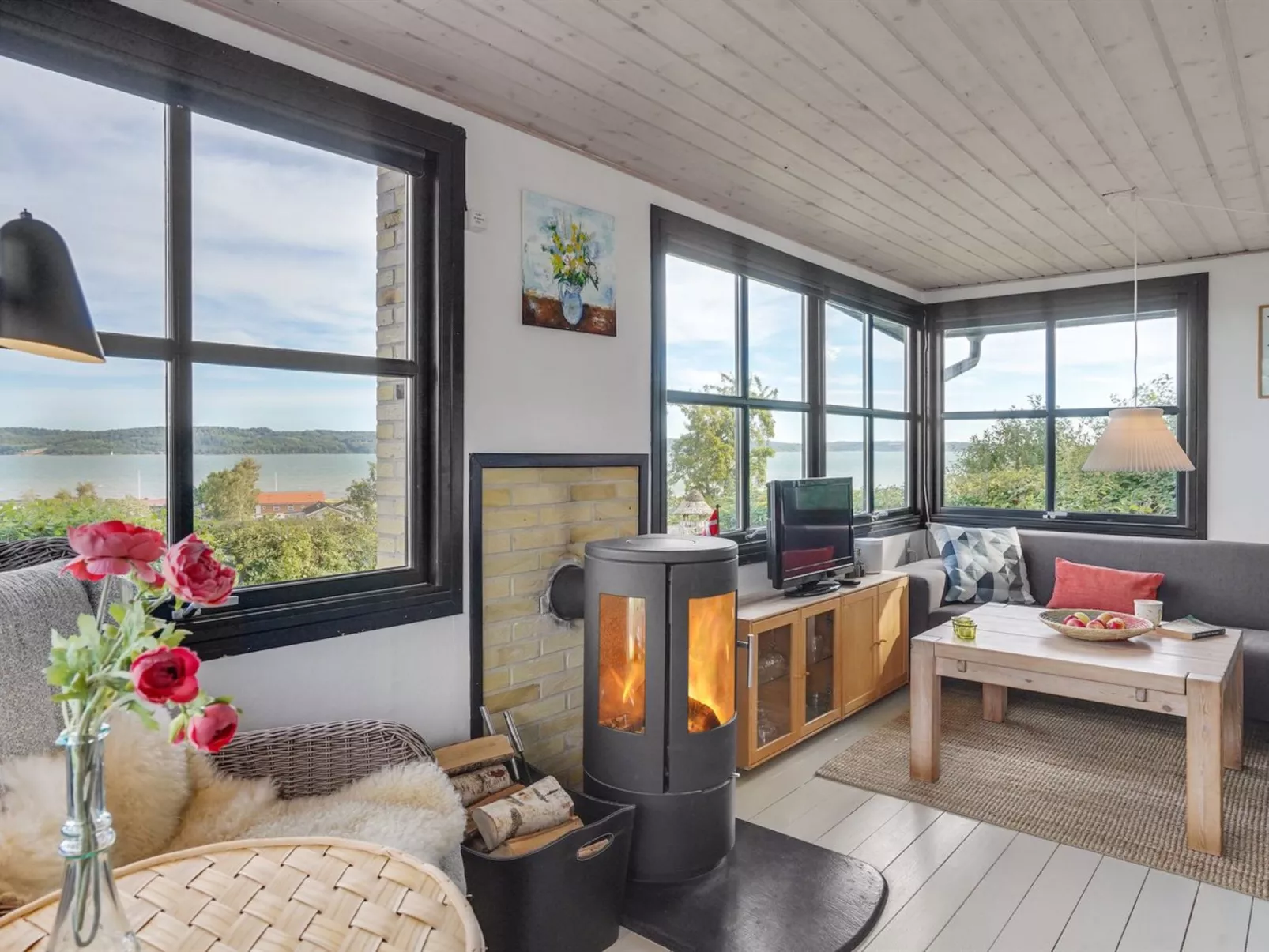 "Stjerne" - 300m from the sea-Binnen