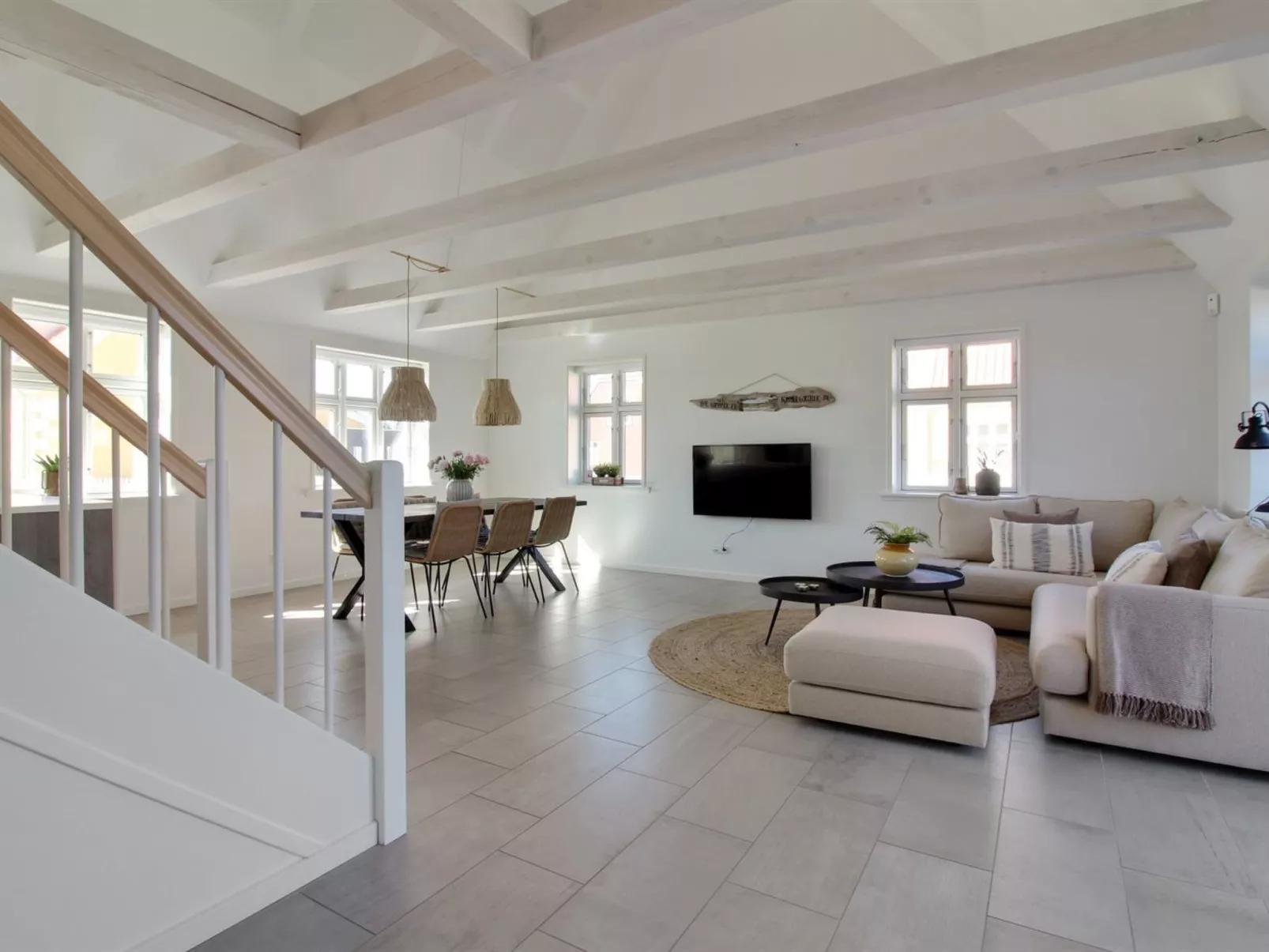 "Gine" - 1.5km from the sea-Binnen