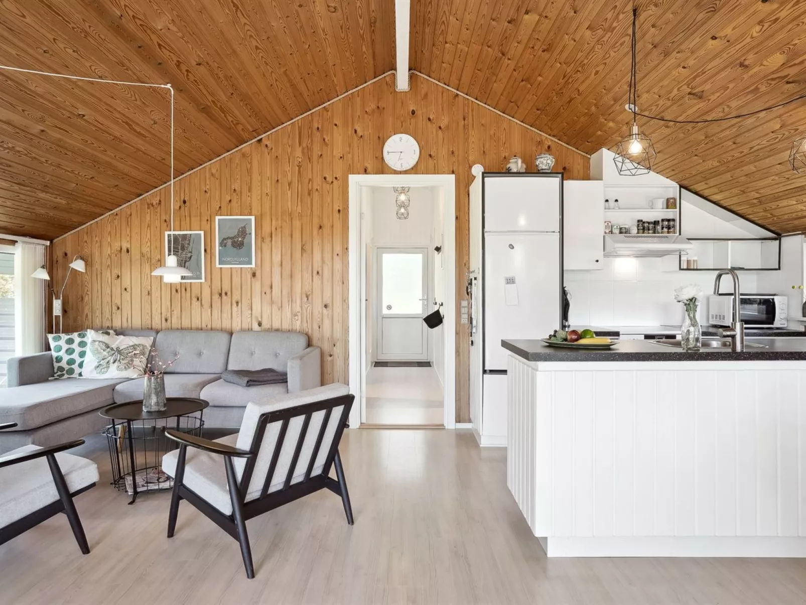 "Aderice" - 1km from the sea-Binnen