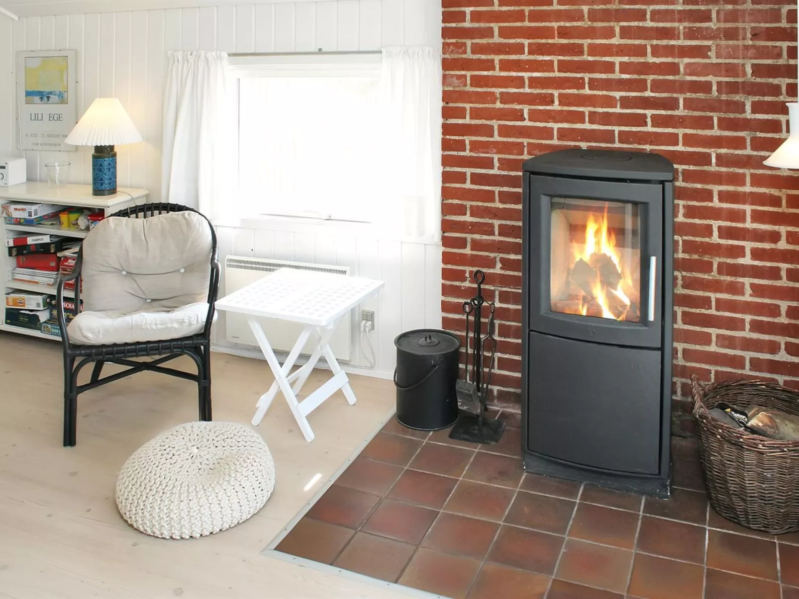 "Esa" - 500m from the sea-Binnen