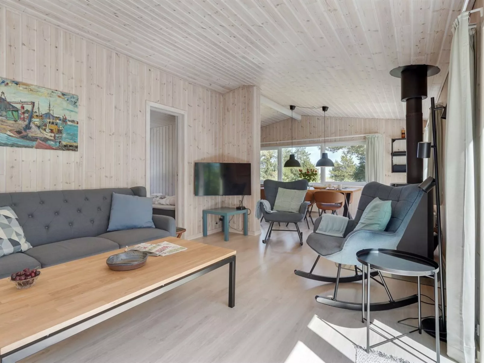 "Solvey" - 2km from the sea-Binnen