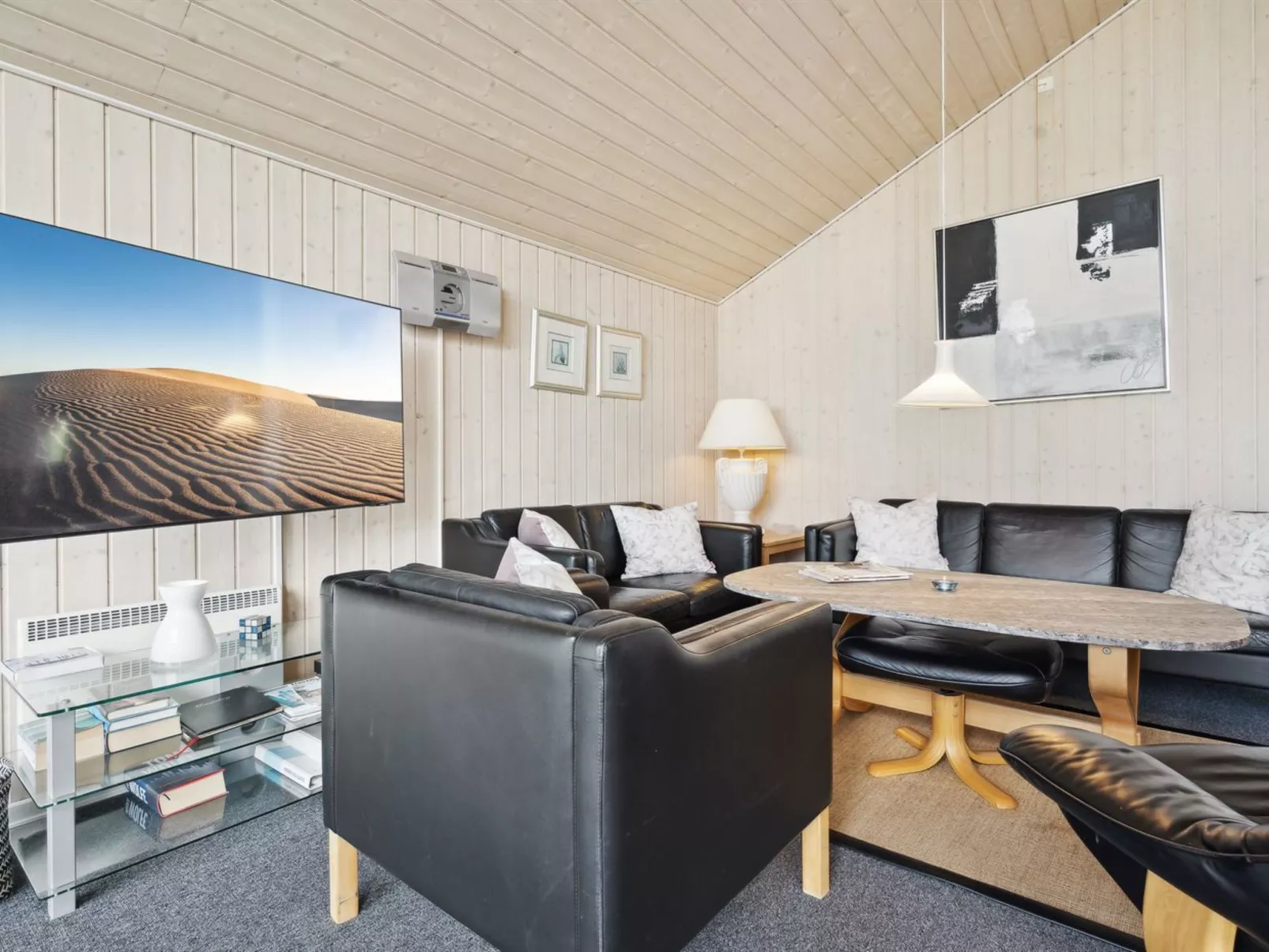 "Athalia" - 2.4km from the sea-Binnen