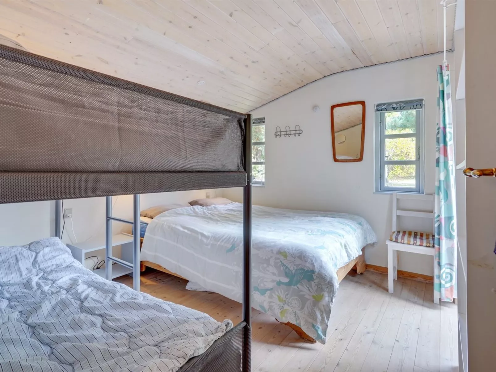 "Sini" - 300m from the sea-Binnen