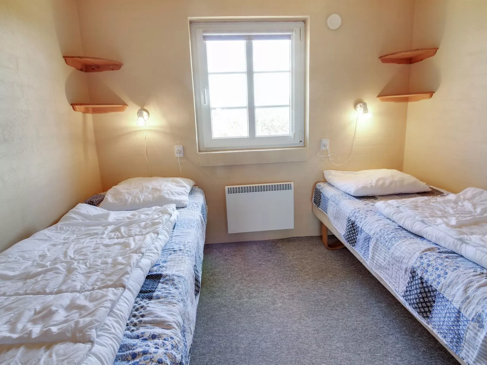 "Karlina" - 100m from the sea-Binnen