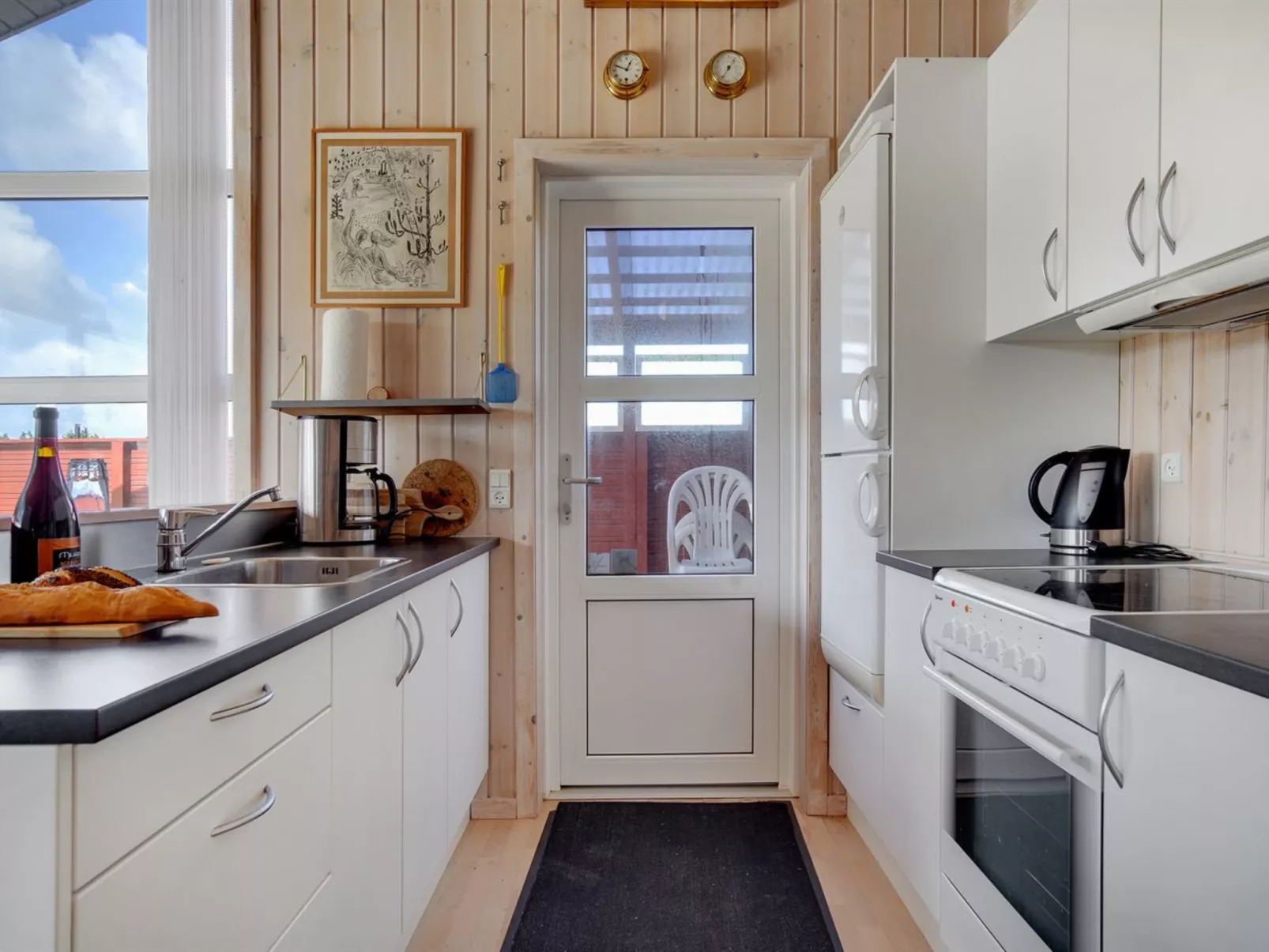 "Karlsson" - 500m from the sea-Binnen