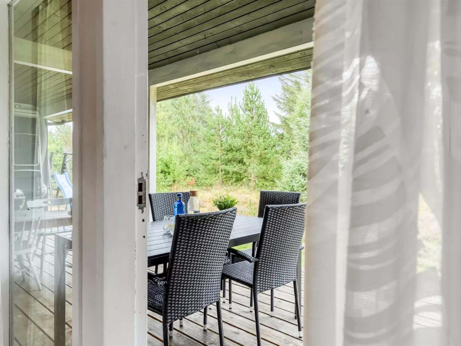 "Thomine" - 200m from the sea-Buiten