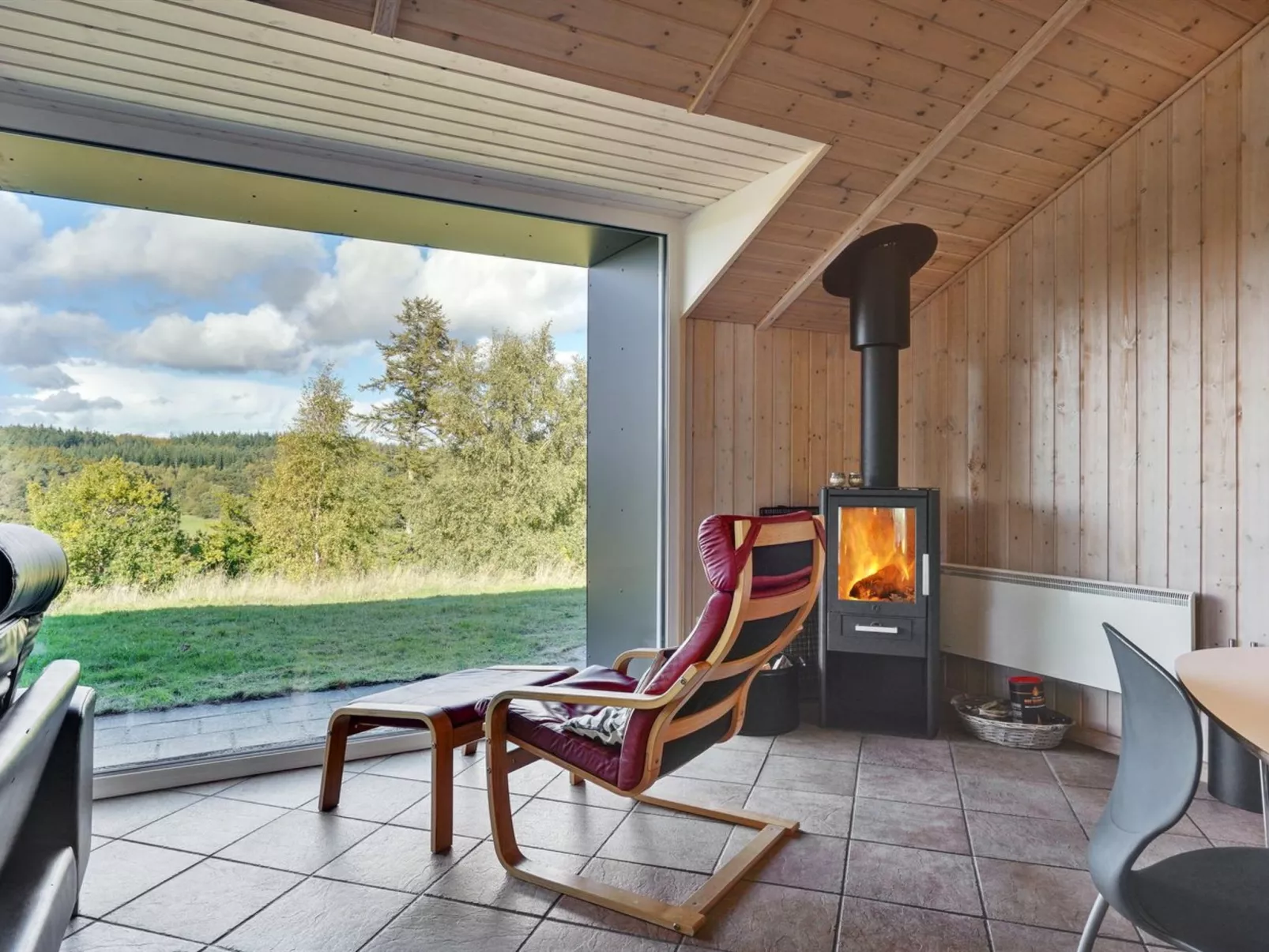 "Merja" - 3km from the sea-Binnen