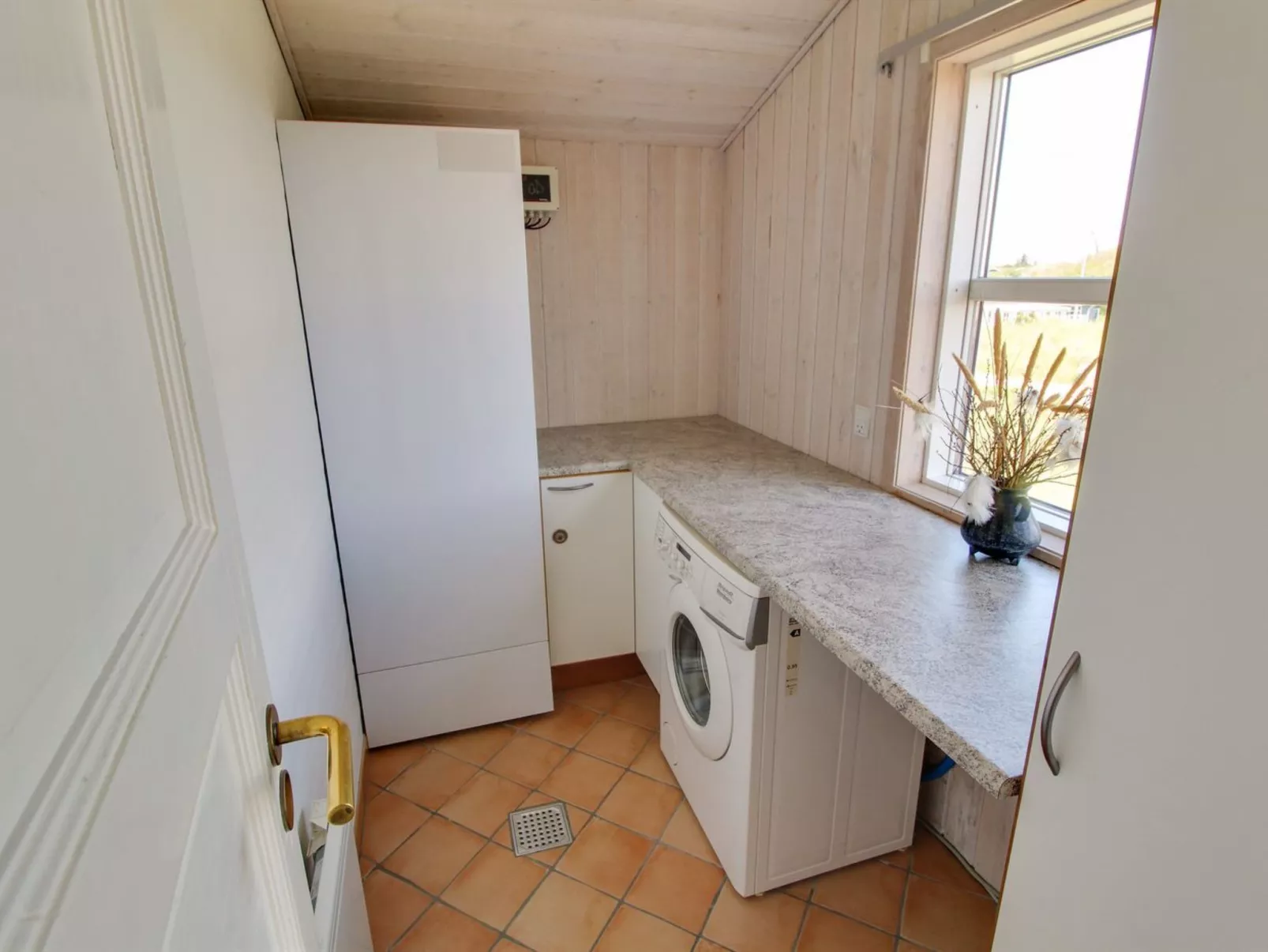 "Benja" - 200m from the sea-Binnen