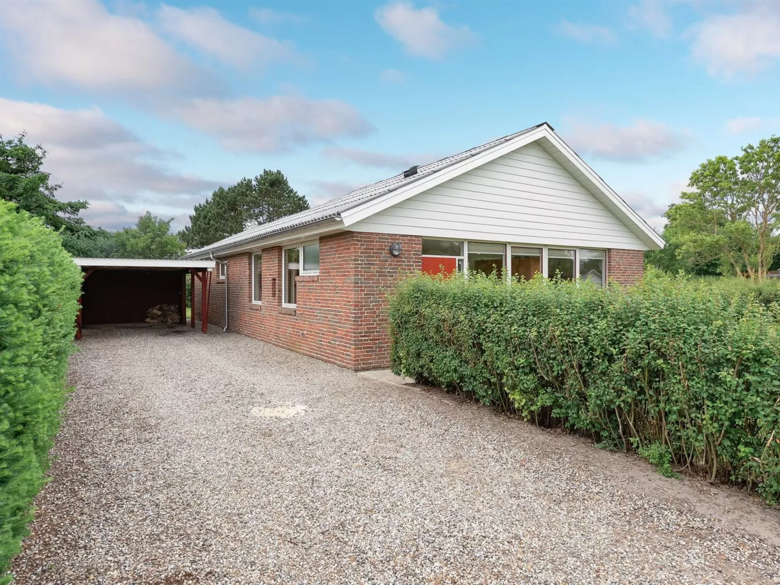 "Birge" - 200m from the sea-Buiten