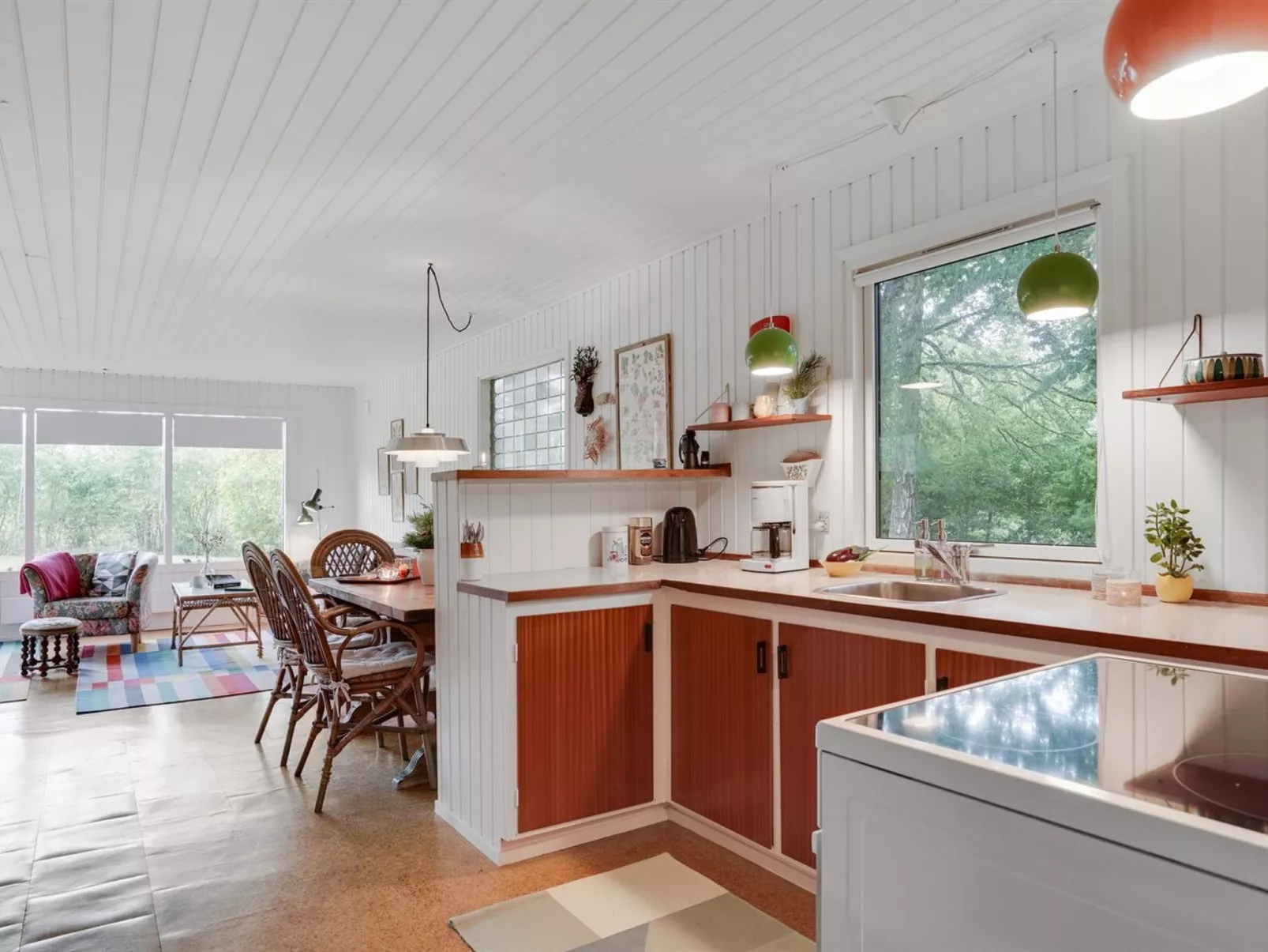 "Elmina" -  from the sea-Binnen