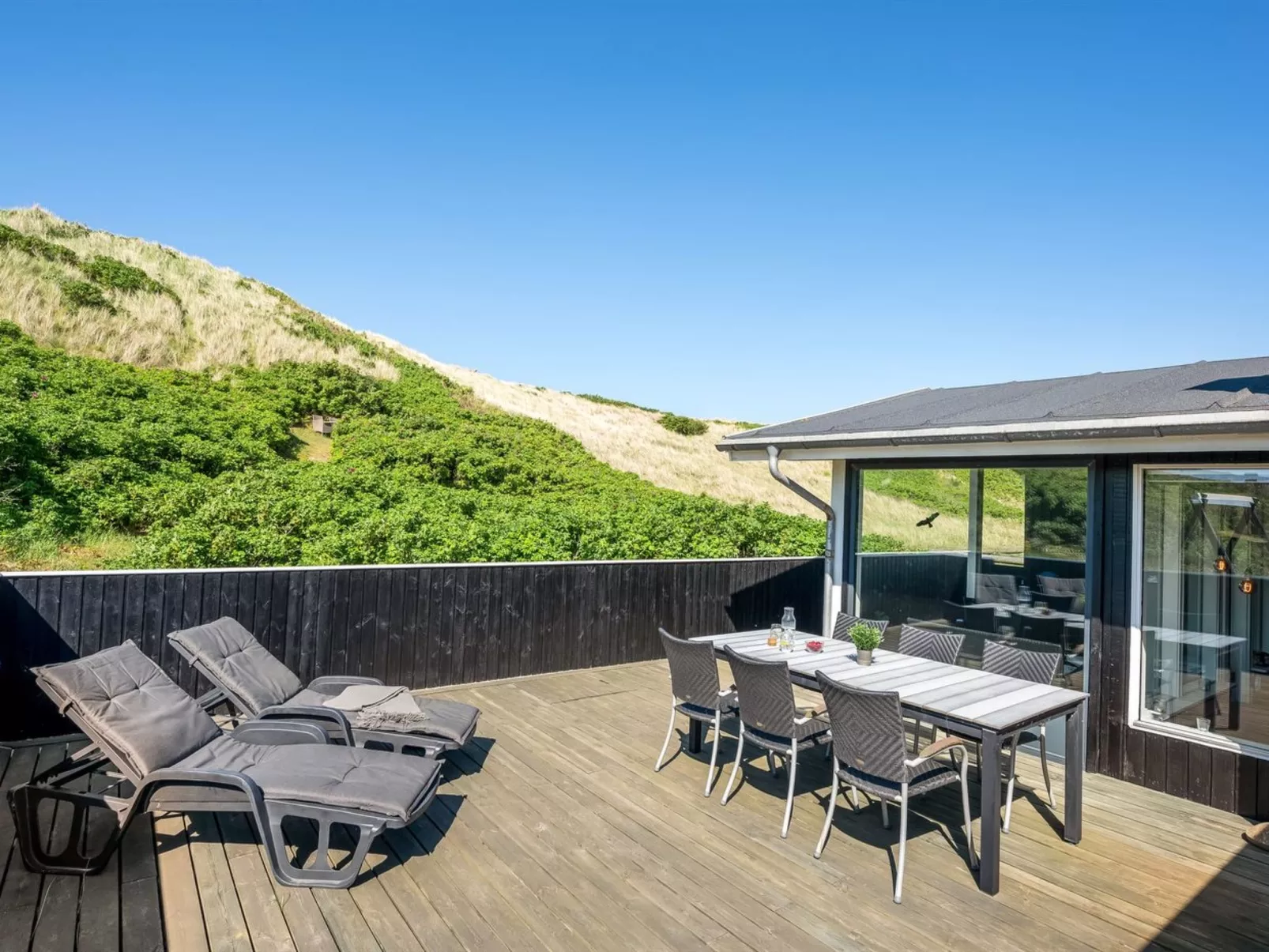 "Lill" - 50m from the sea-Buiten