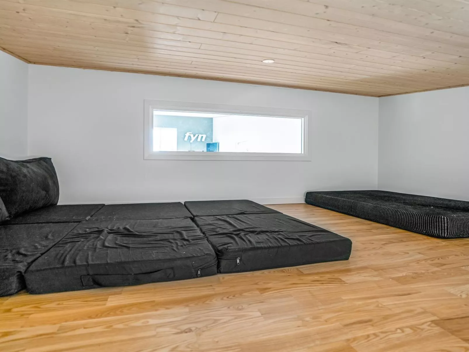 "Anny" - 100m from the sea-Binnen