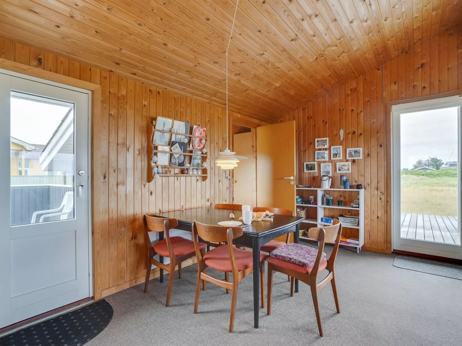 "Svea" - 400m from the sea-Binnen