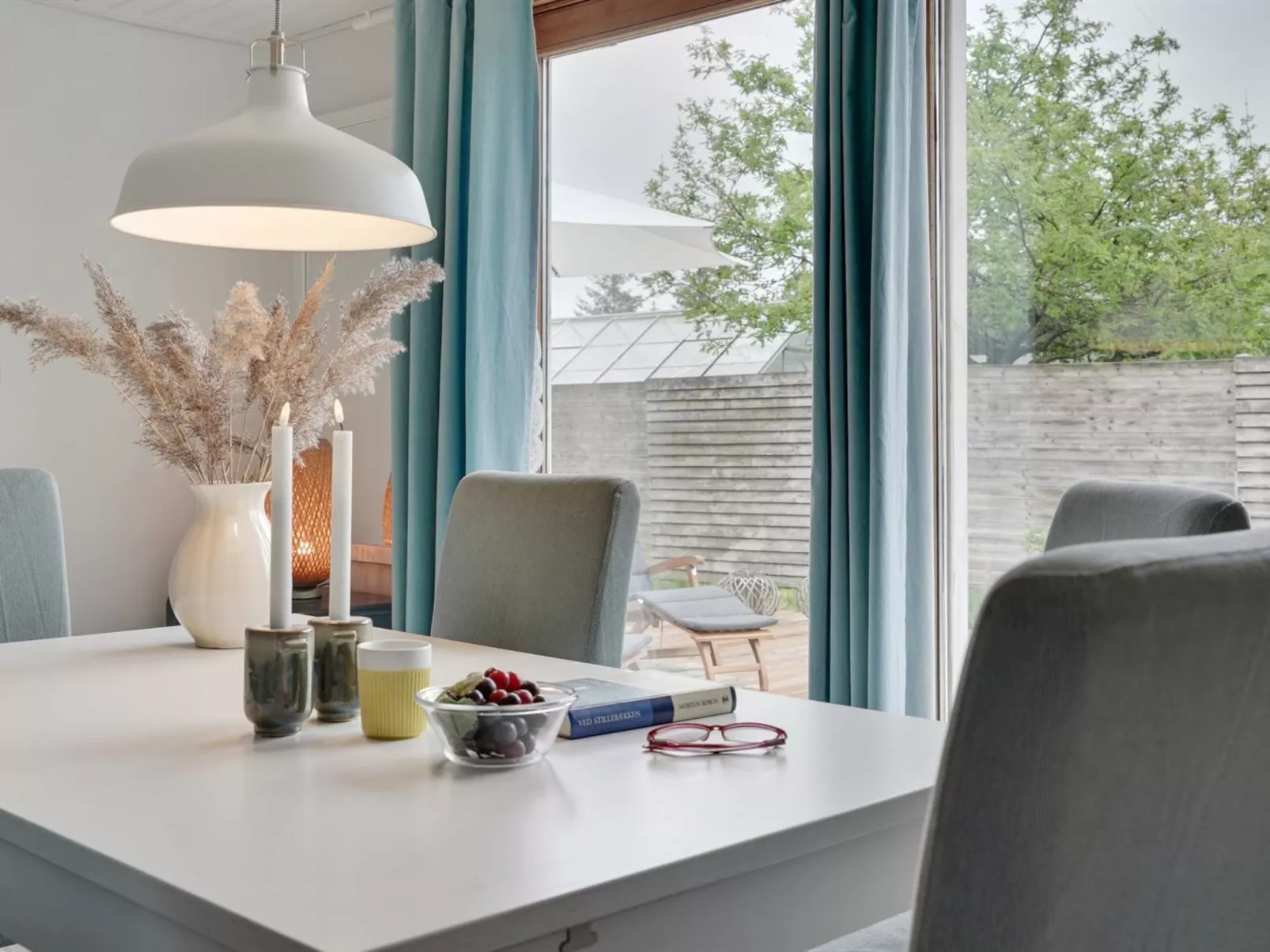 "Landolf" - 250m from the sea-Binnen