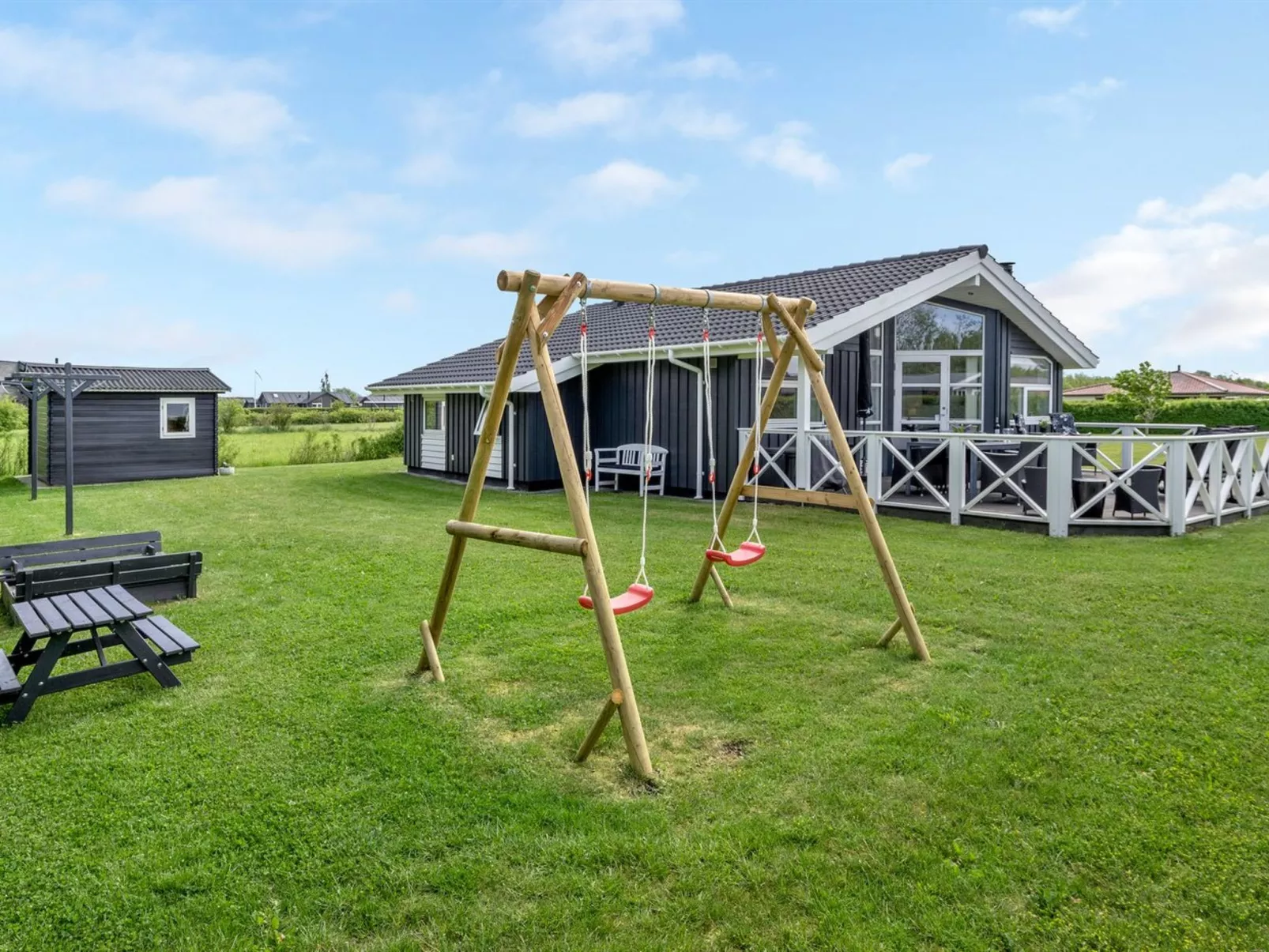 "Gustava" - 700m from the sea-Buiten