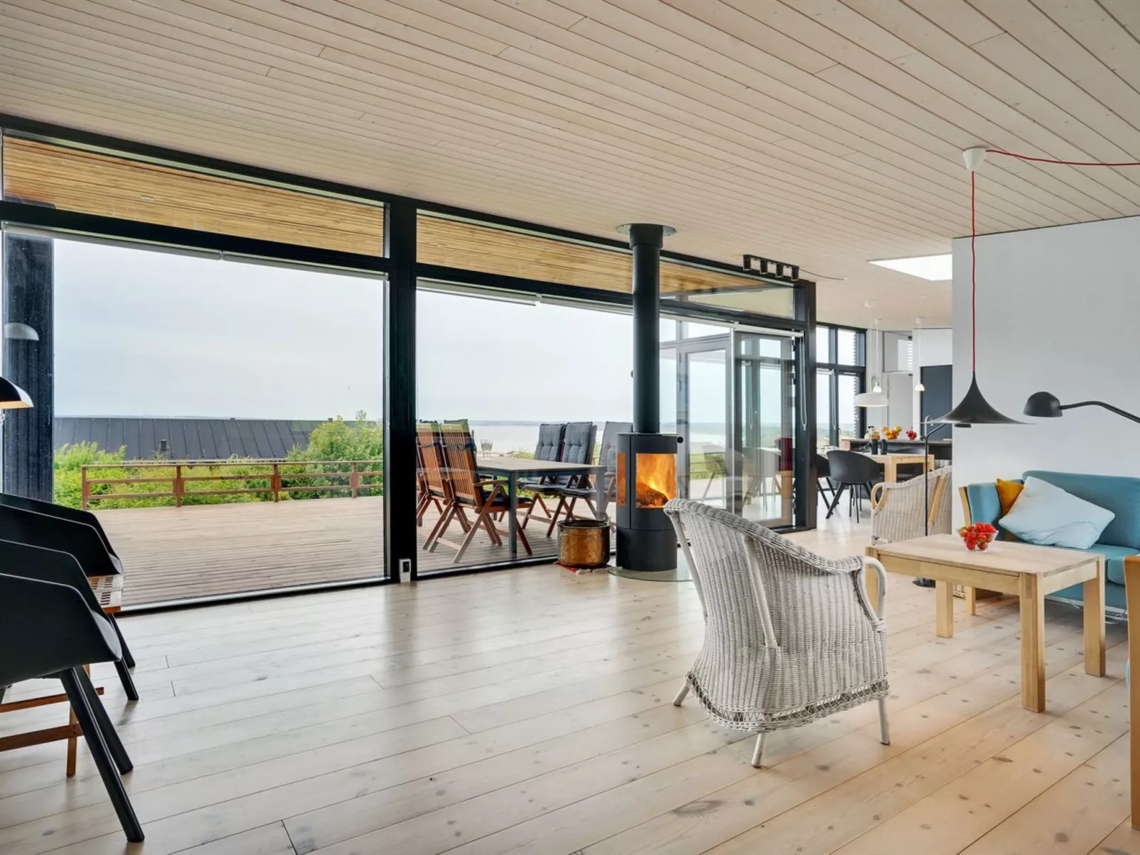 "Mahilo" - 300m from the sea-Binnen