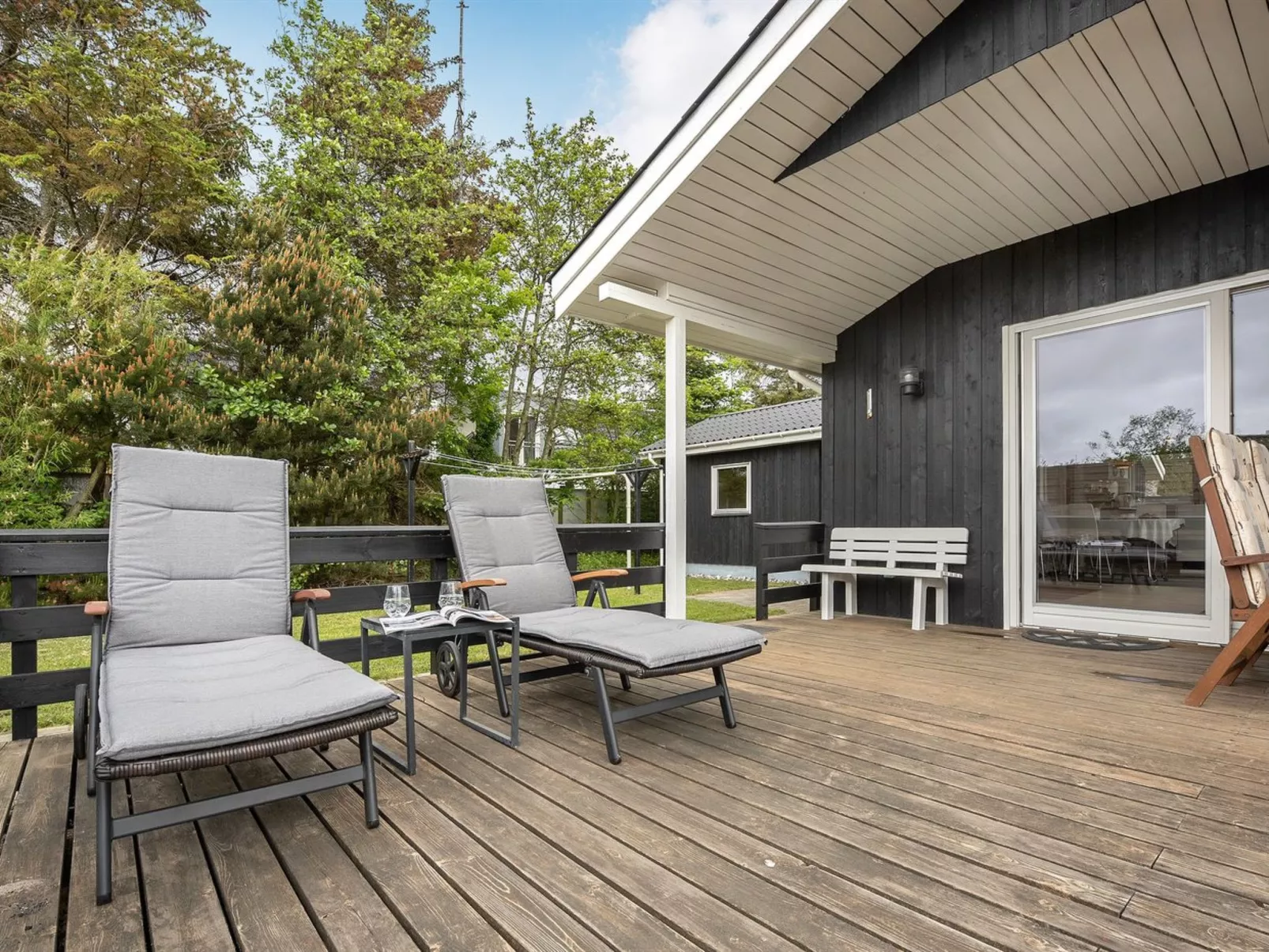 "Hildegarde" - 900m from the sea-Buiten