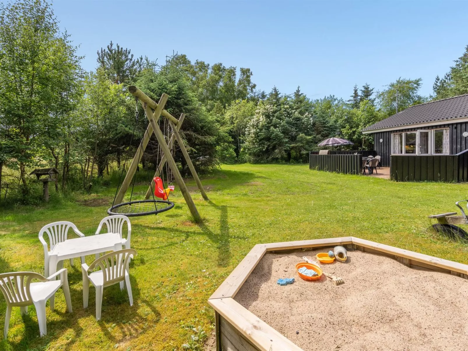 "Zenitha" - 300m from the sea-Buiten