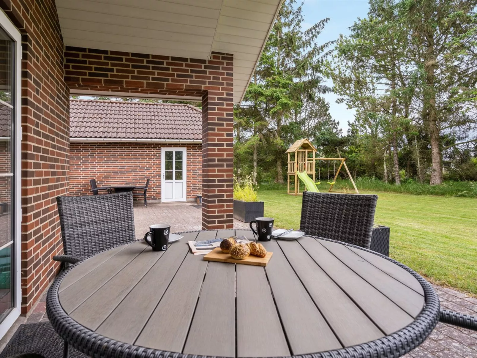 "Hjalmsvider" - 1km from the sea-Buiten