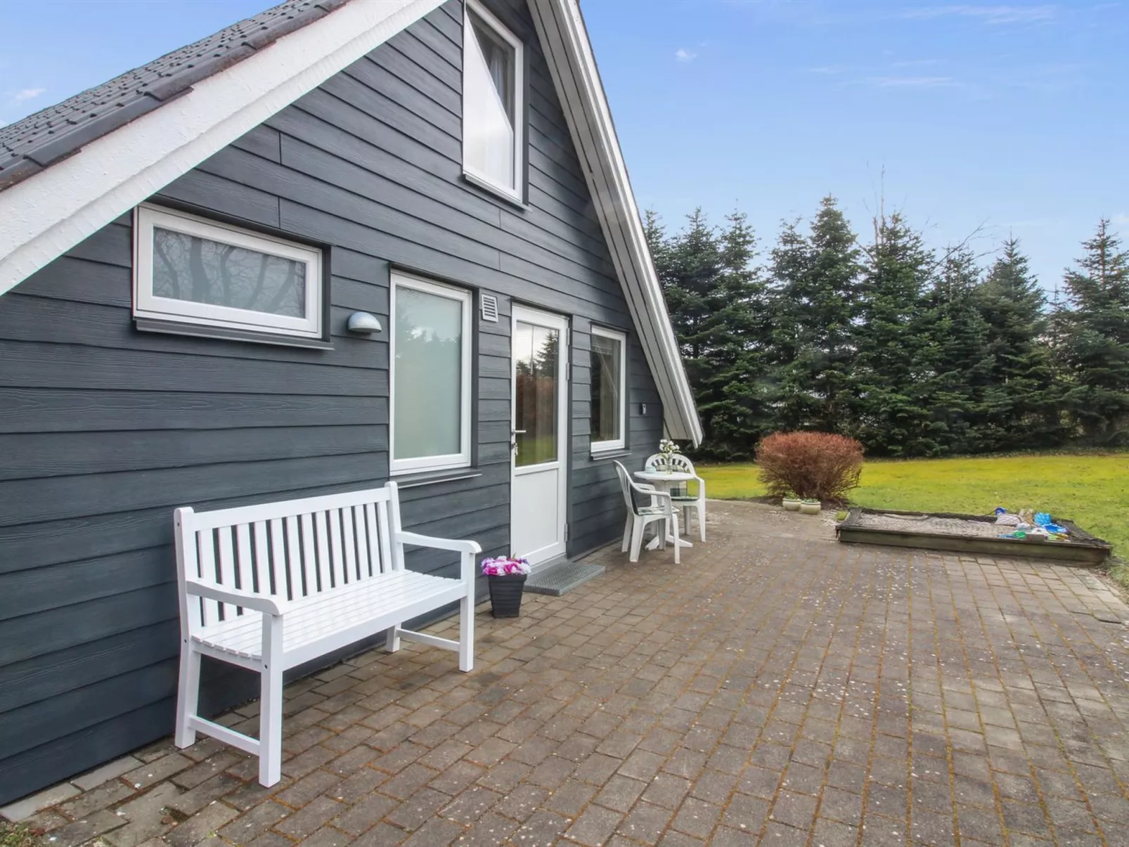 "Ellenor" - 300m to the fjord-Buiten