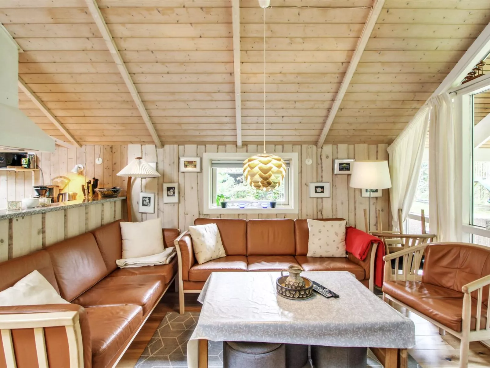 "Ellica" - 50km from the sea-Binnen