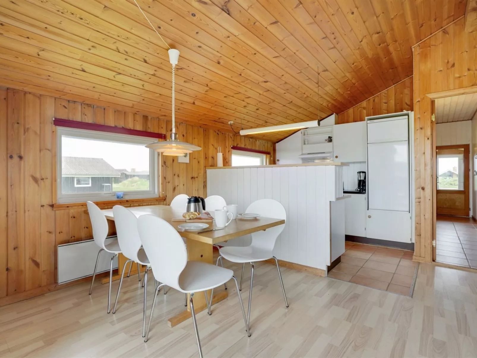 "Joern" - 300m from the sea-Binnen