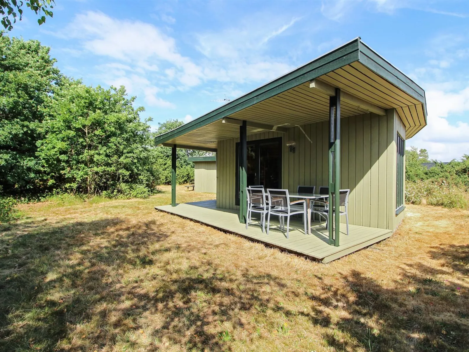 "Bryndis" - 300m from the sea-Buiten