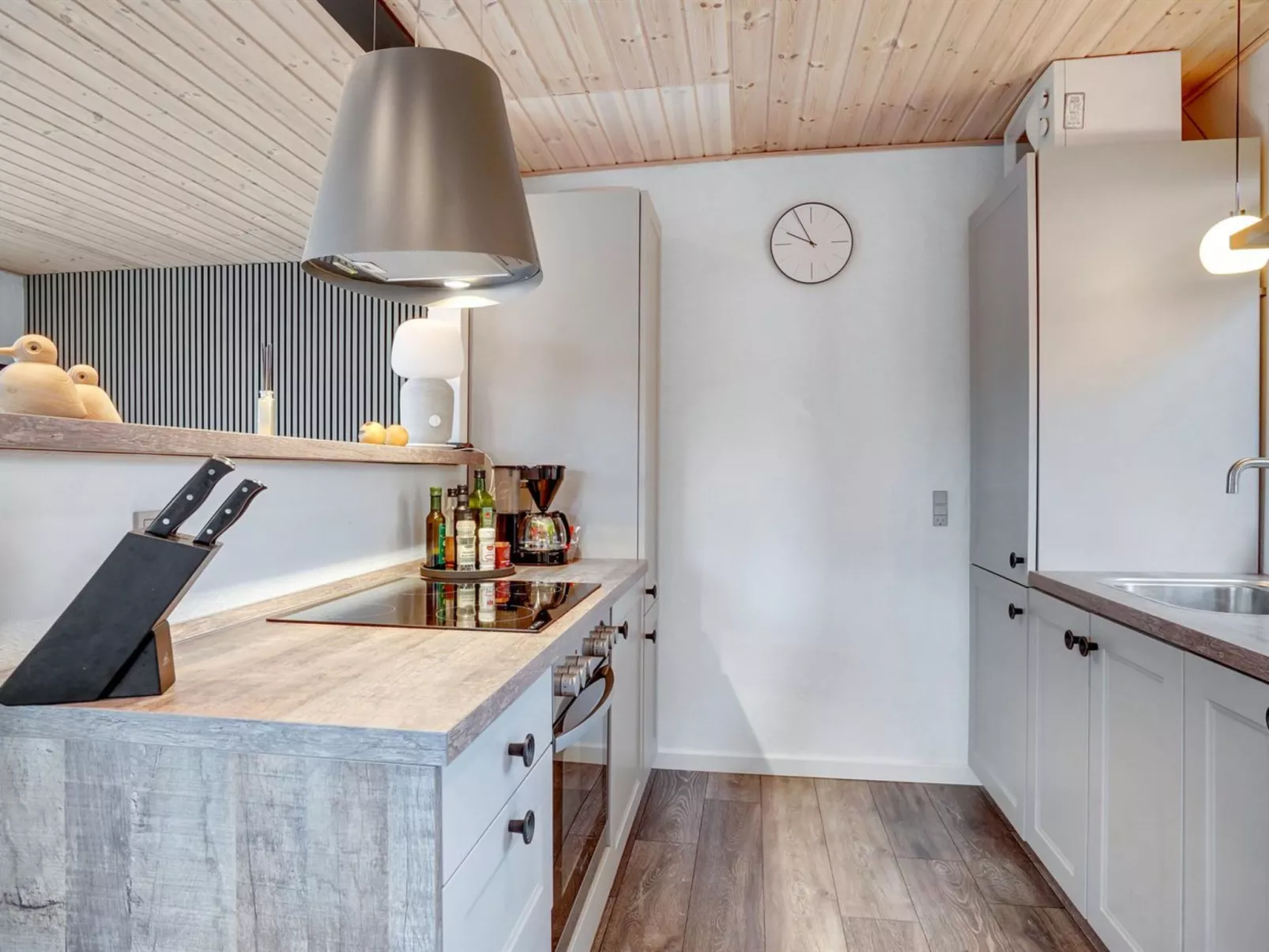 "Aloisia" - 300m from the sea-Binnen