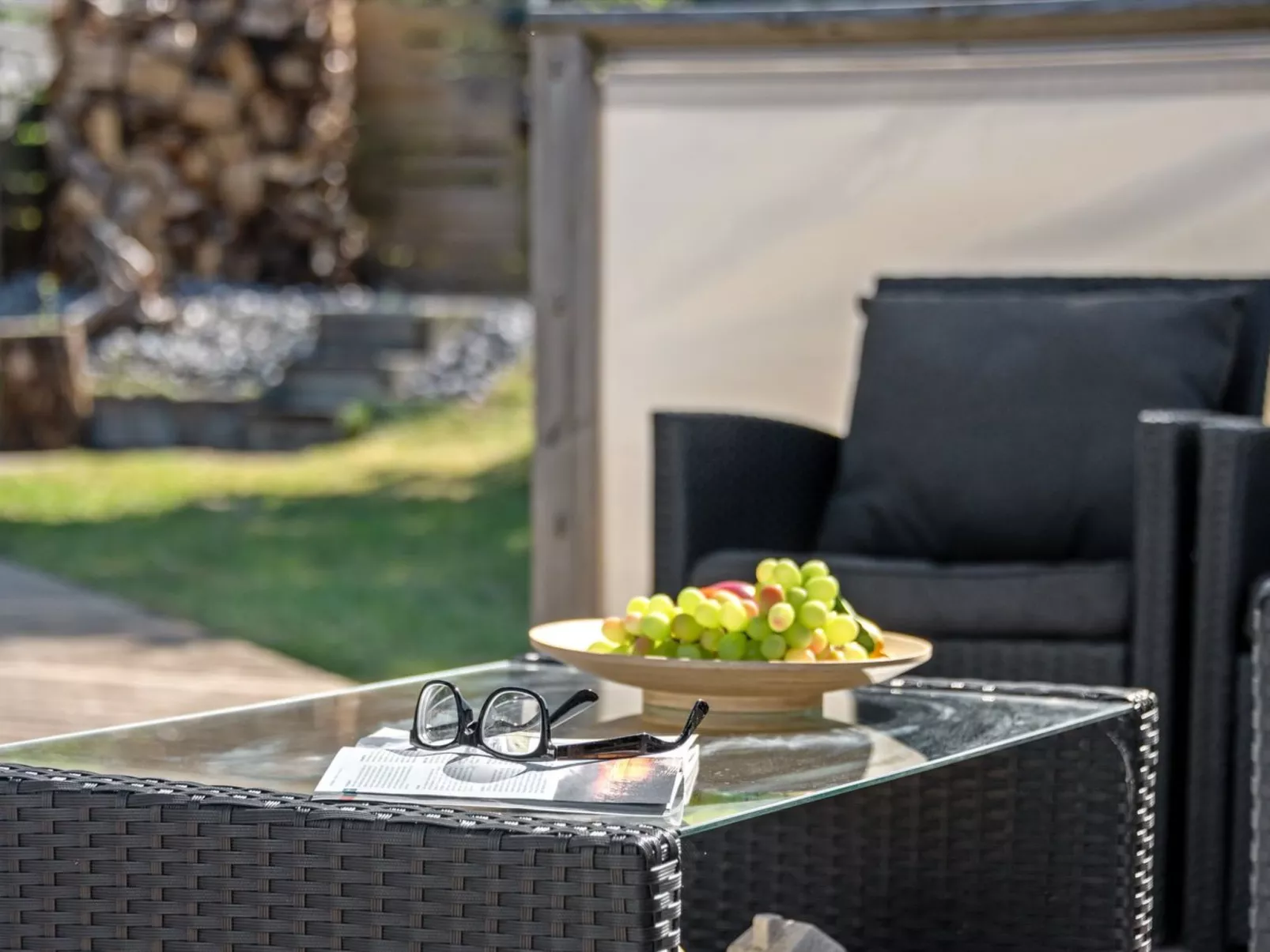 "Hannah" - 300m to the fjord-Buiten