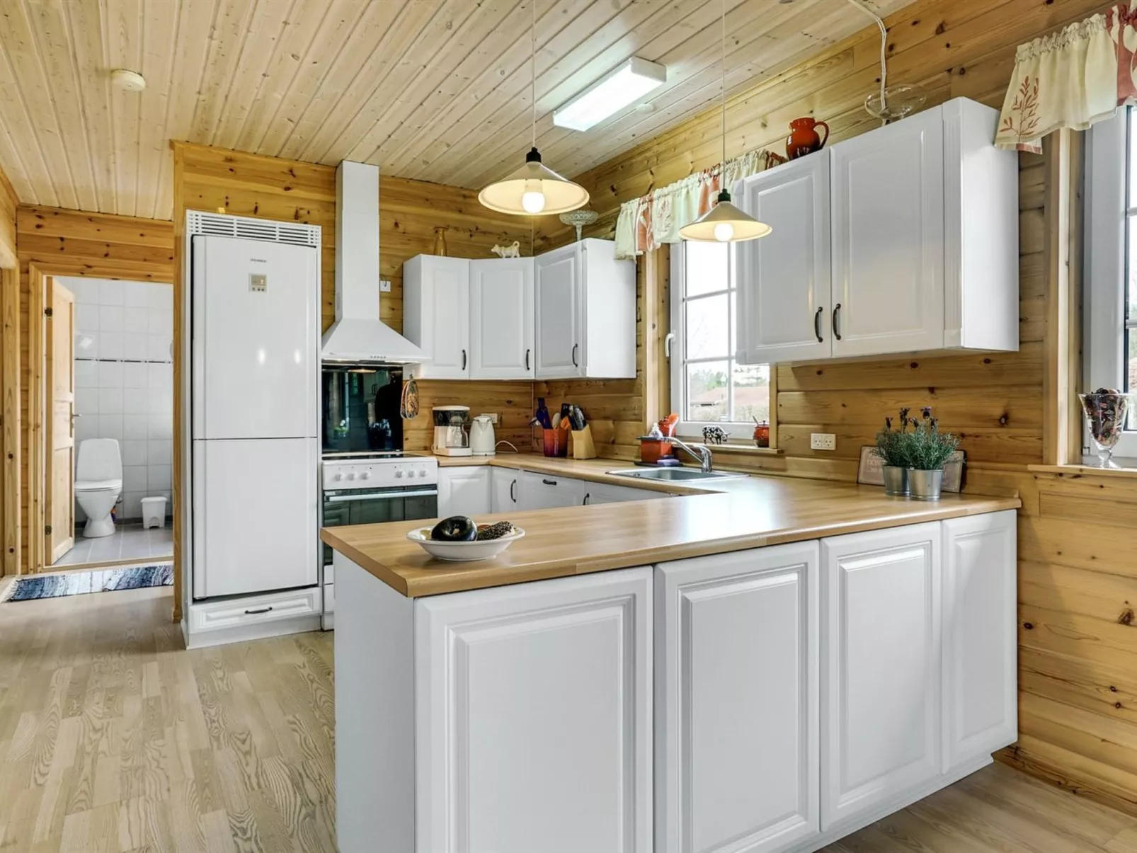 "Goti" - 1km to the fjord-Binnen