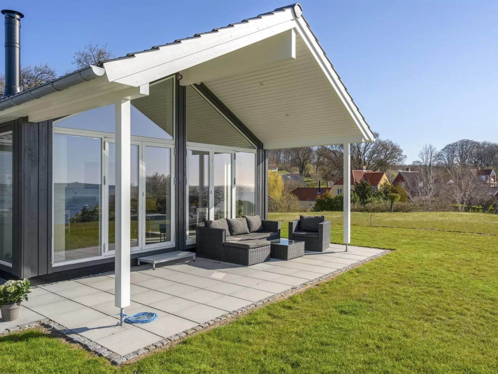 "Lander" - 20m from the sea-Buiten