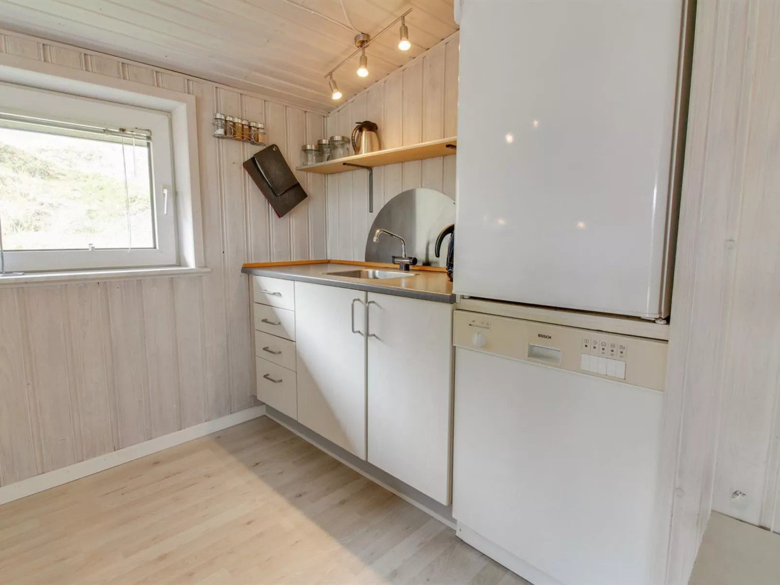 "Laurens" -  from the sea-Binnen