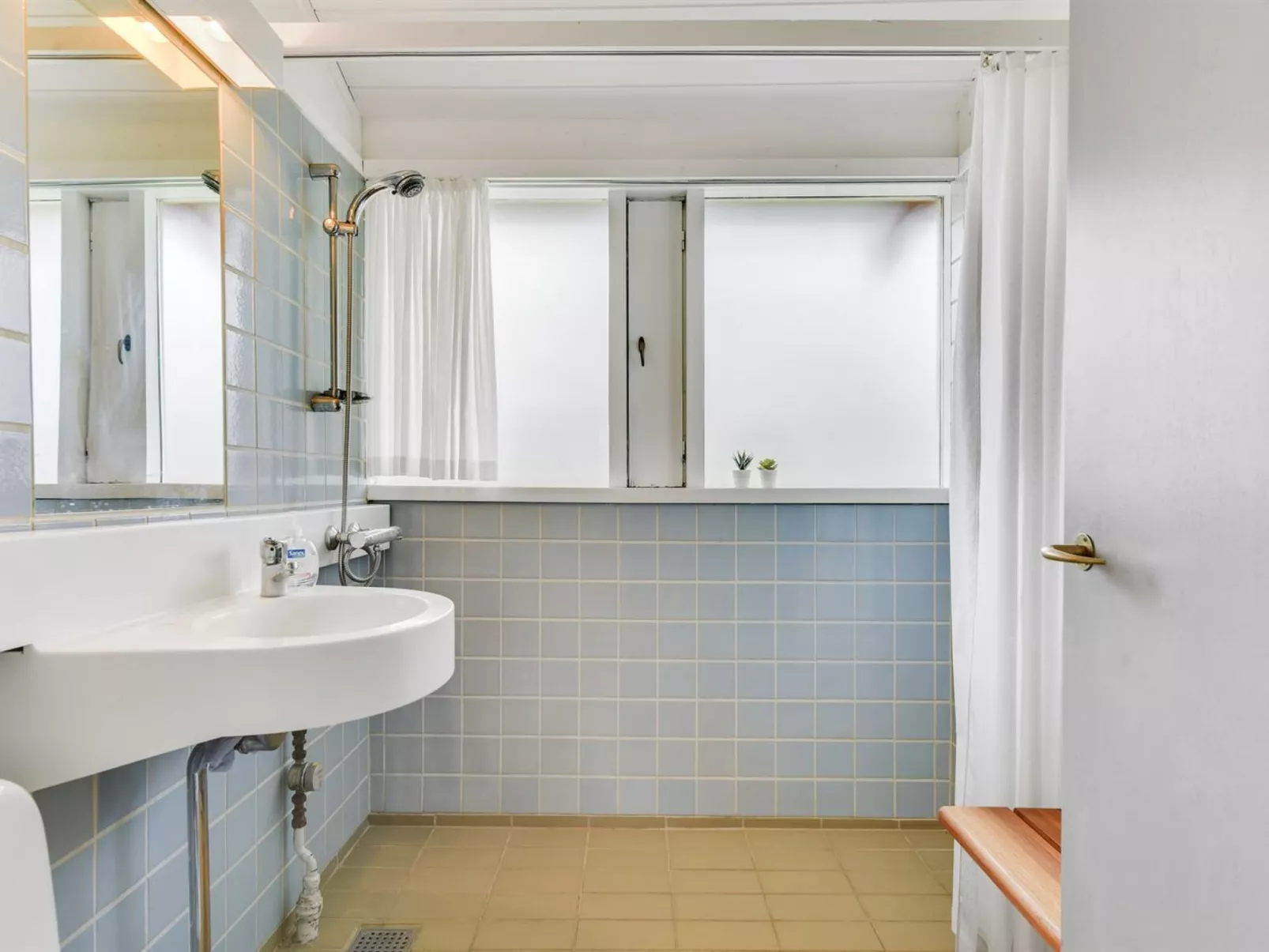 "Ditte" - 300m from the sea-Binnen