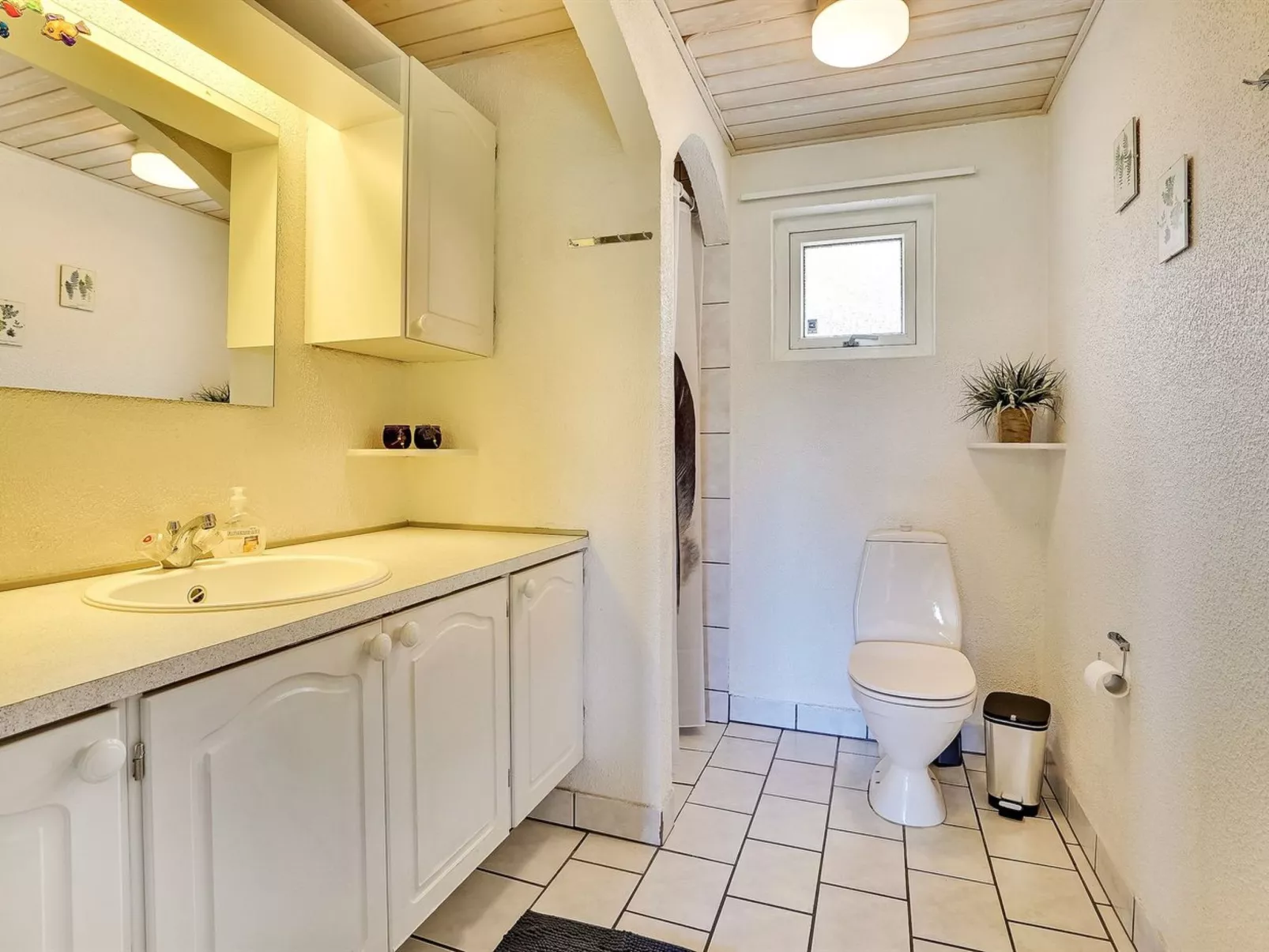 "Aurelia" - 500m to the fjord-Binnen