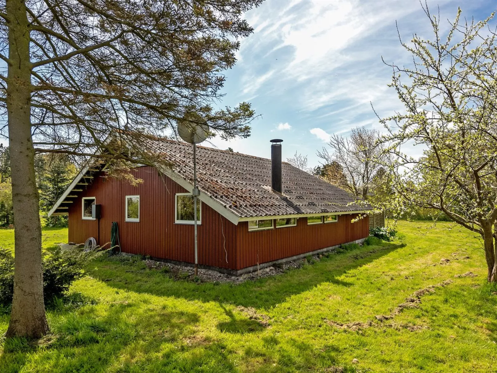 "Henna" - 550m to the fjord-Buiten