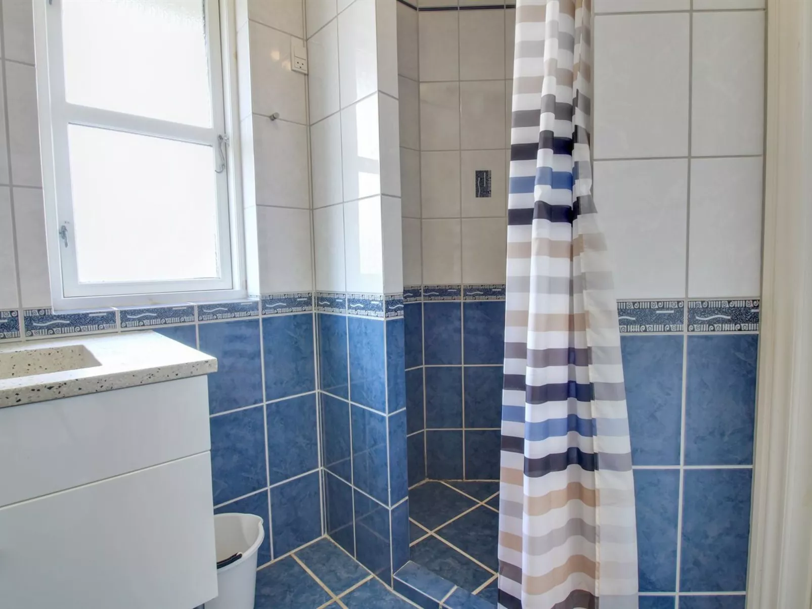 "Arnger" - 300m to the fjord-Binnen