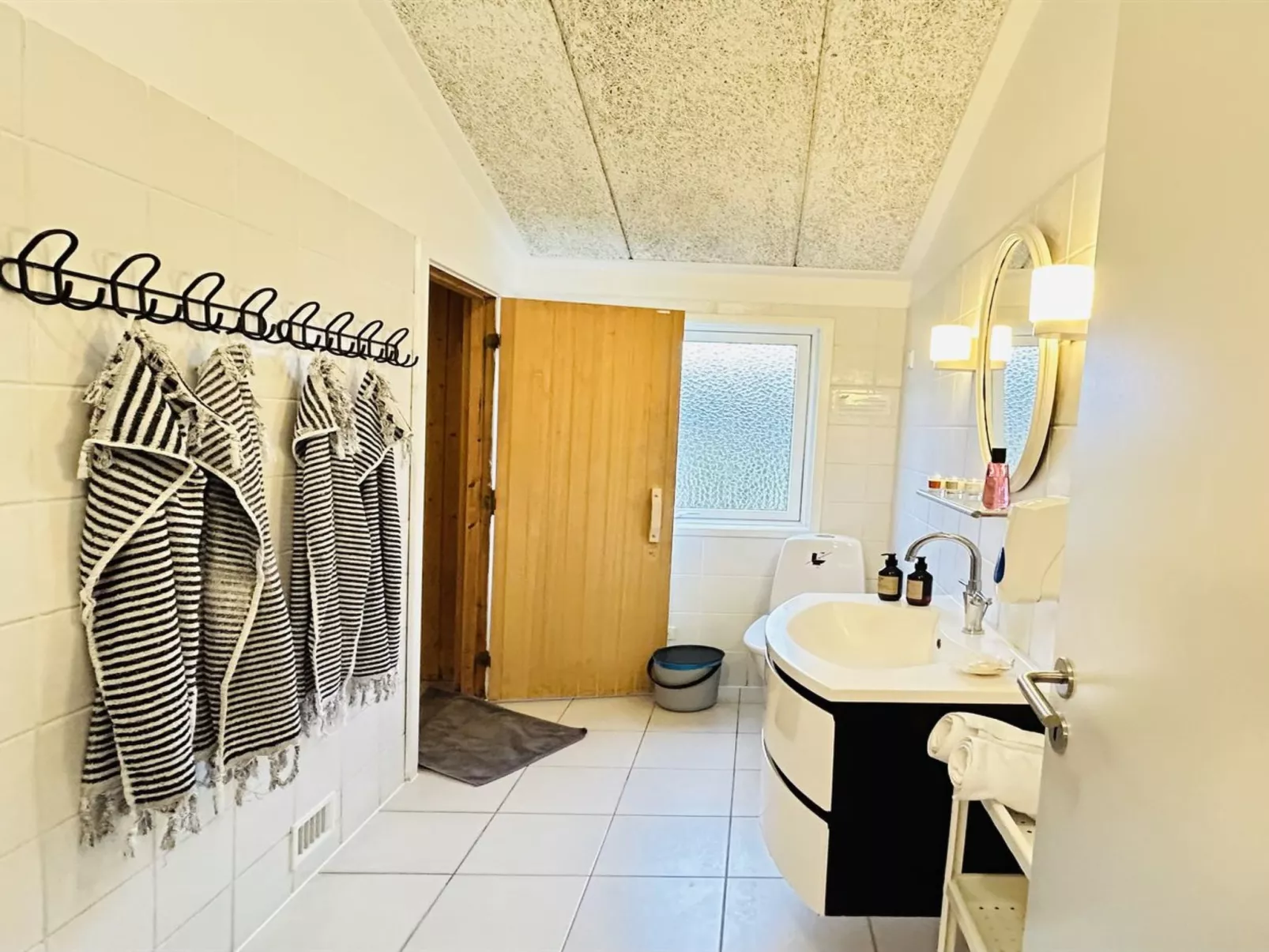 "Kalevi" - 900m from the sea-Binnen