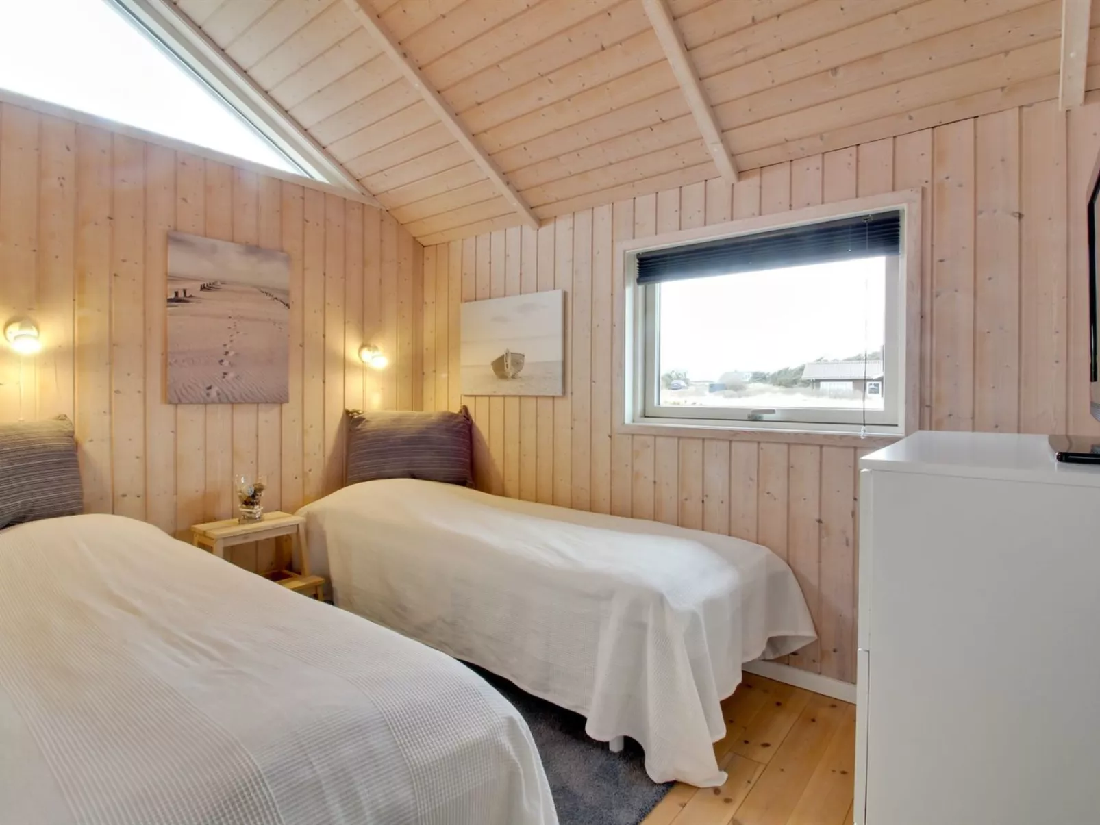 "Filip" - 100m from the sea-Binnen